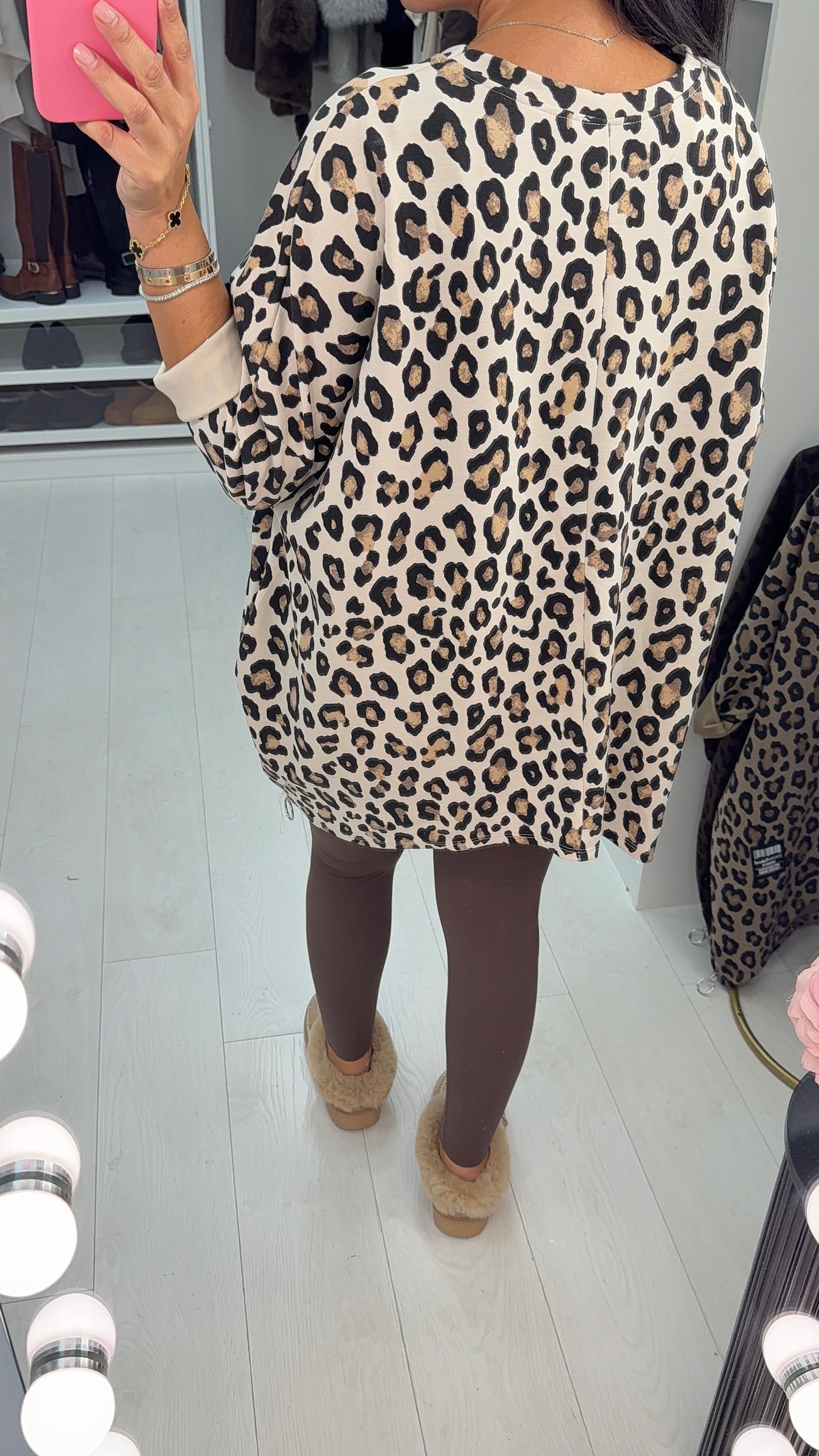 Dana Leopard Print Loose Fit Sweatshirt