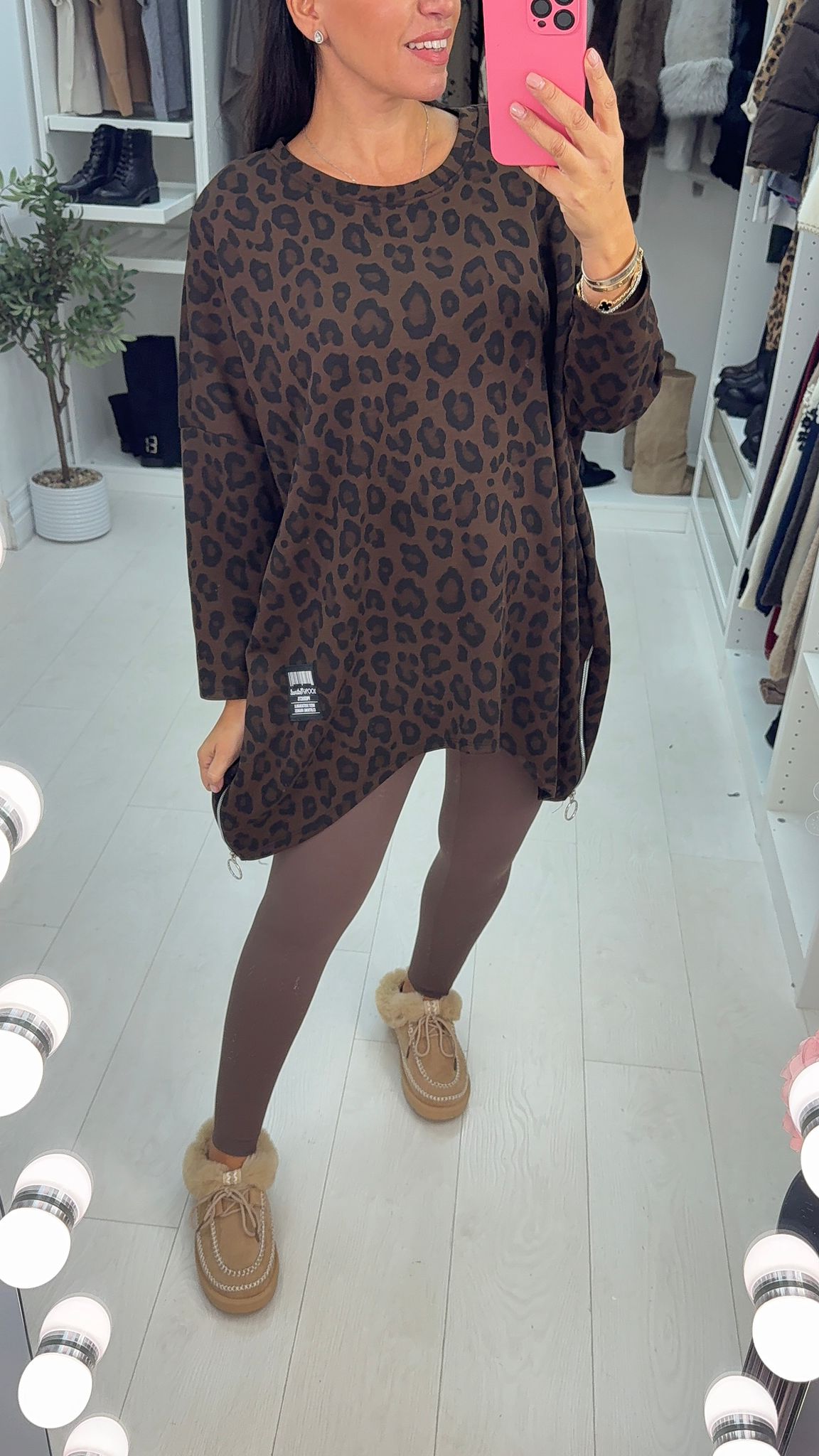 Dana Leopard Print Loose Fit Sweatshirt