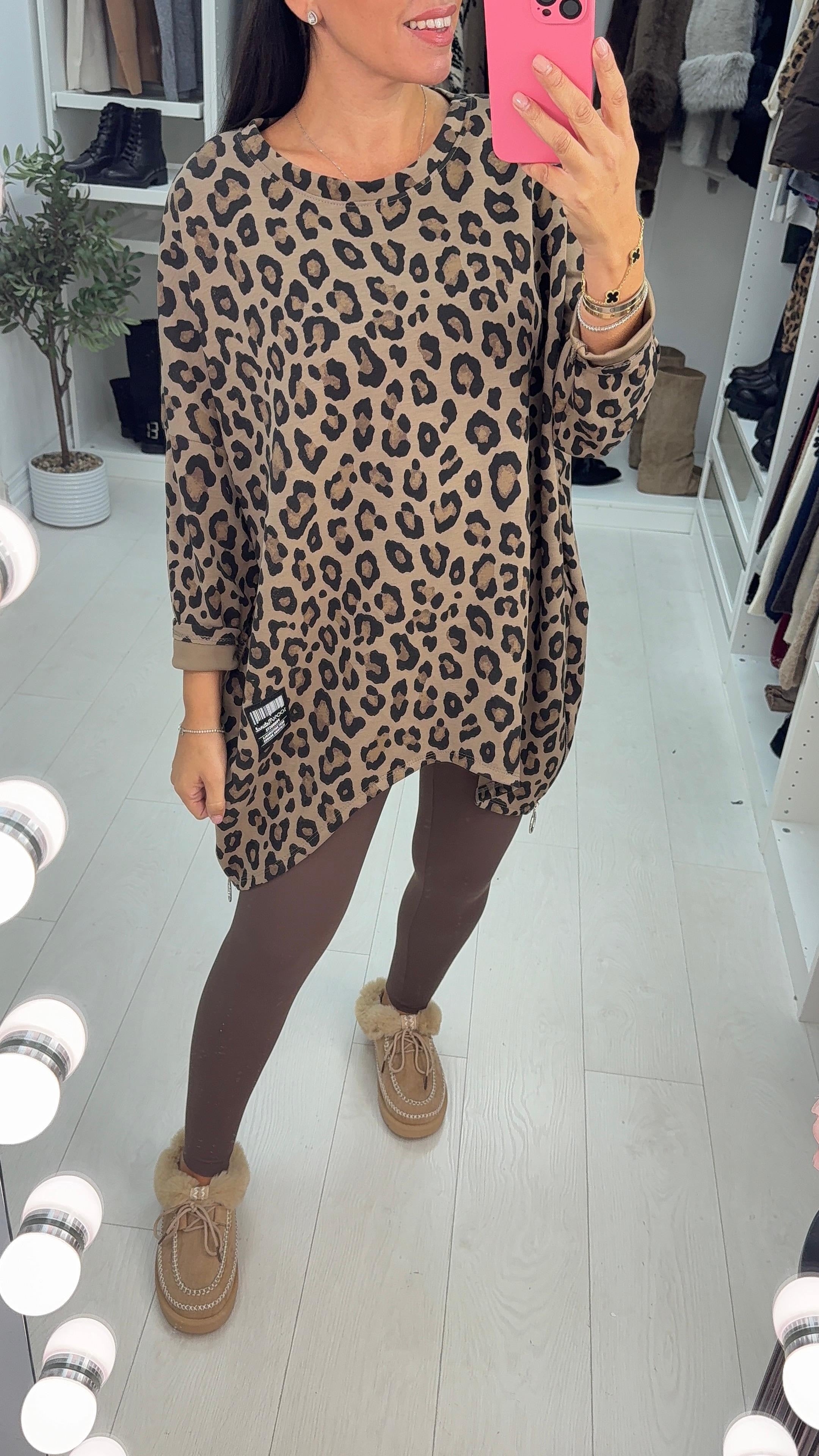 Dana Leopard Print Loose Fit Sweatshirt