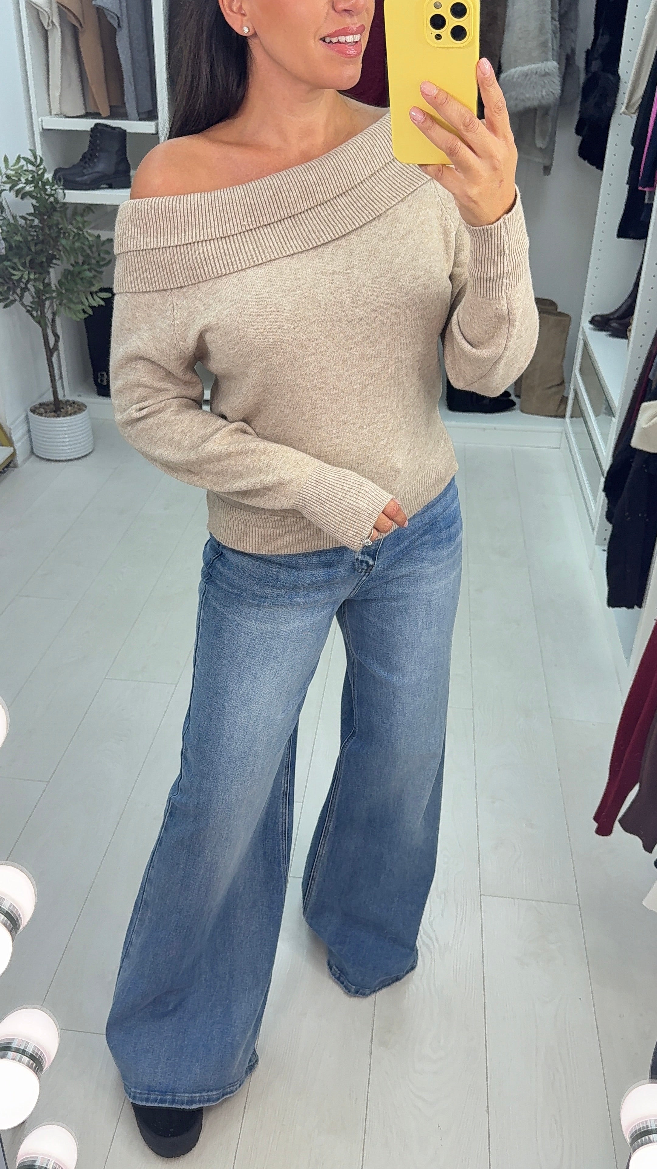 Oletta Plain Scoop Neck Jumper