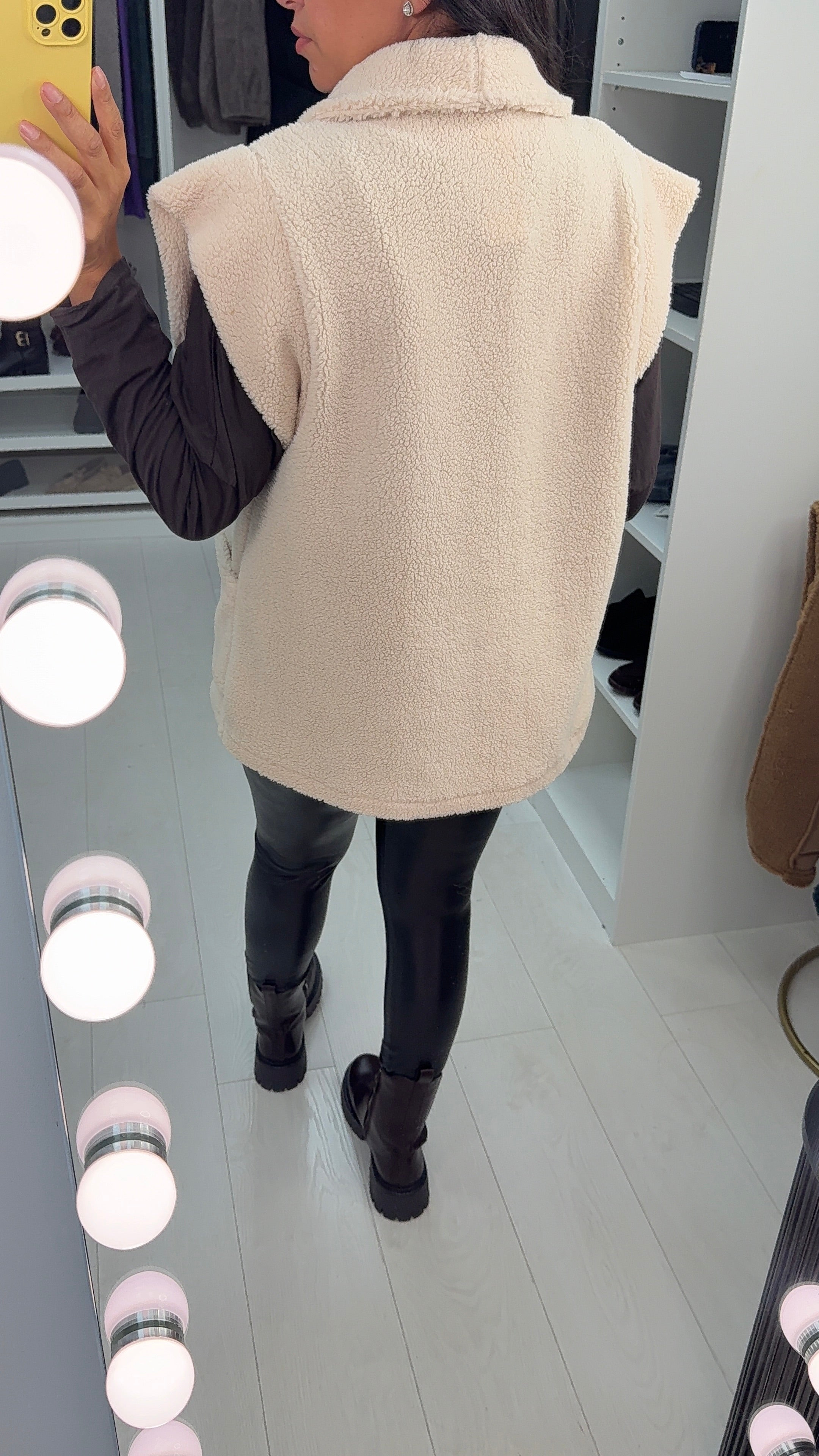 Wendie Open Front Teddy Gilet