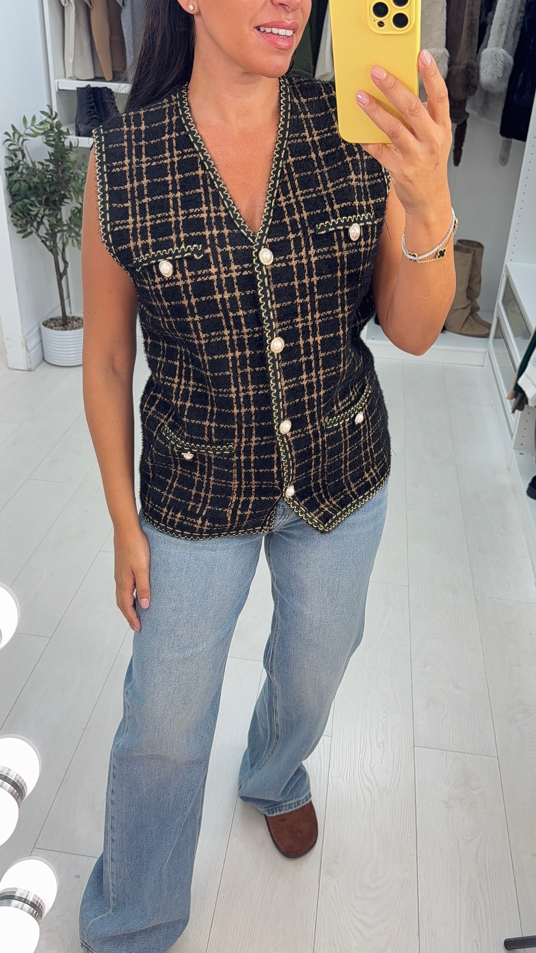 Kynlee Sleeveless Checked Pearl Button Detailed Cardigan