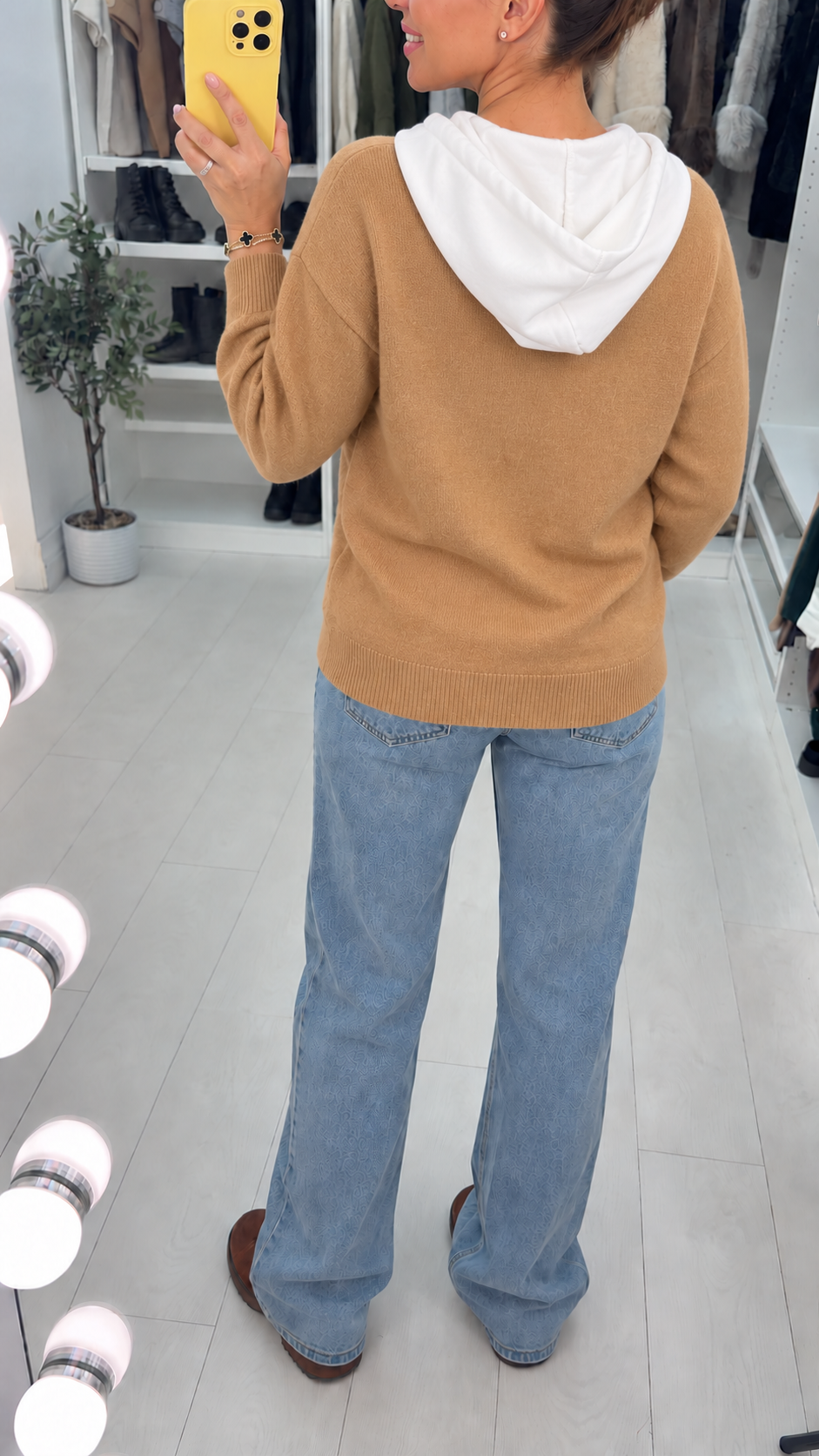 Dawny Hooded Tassel Jumper