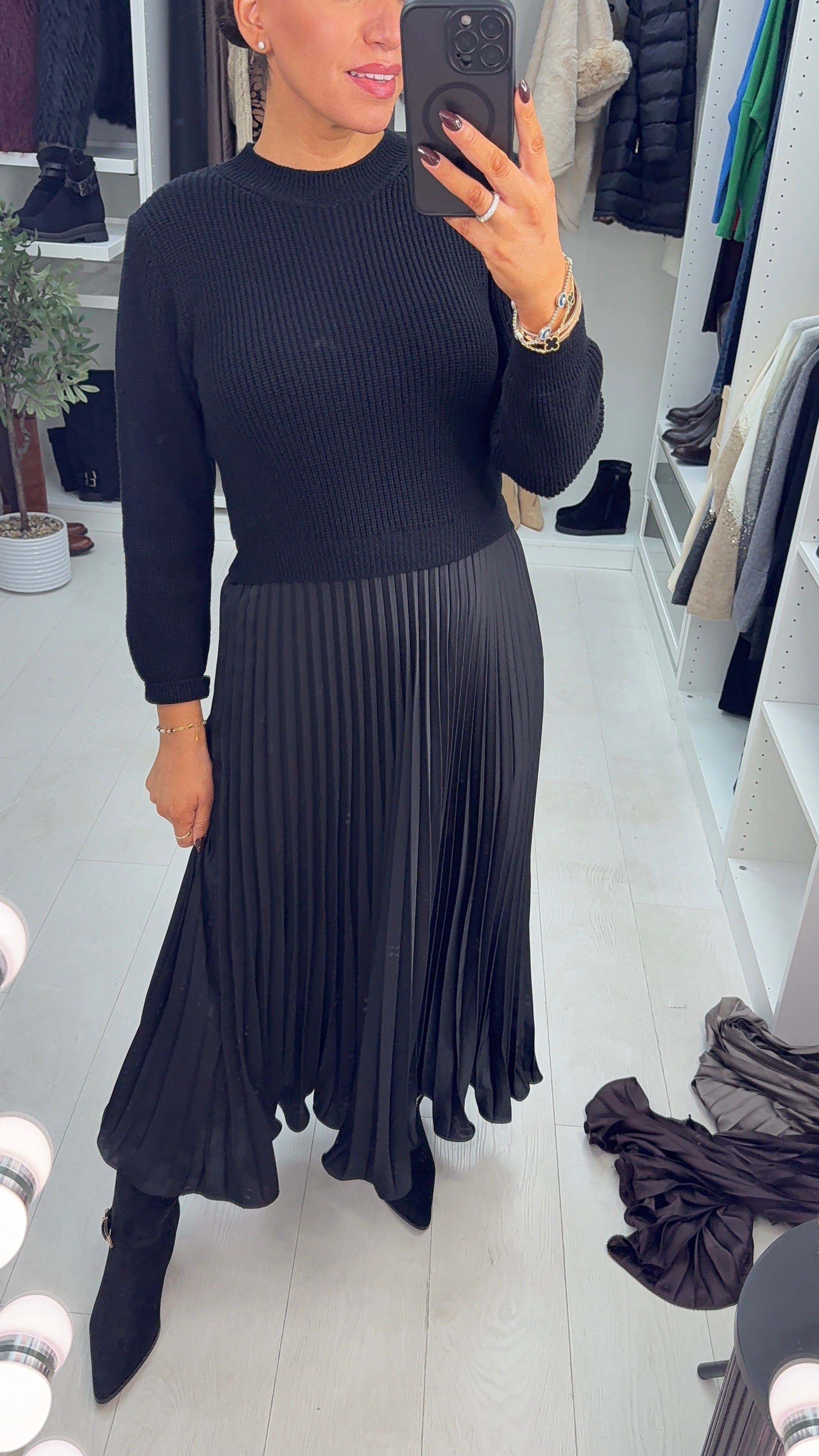 Elise Plain 2-In-1 Knitted Top Silk Pleated Dress