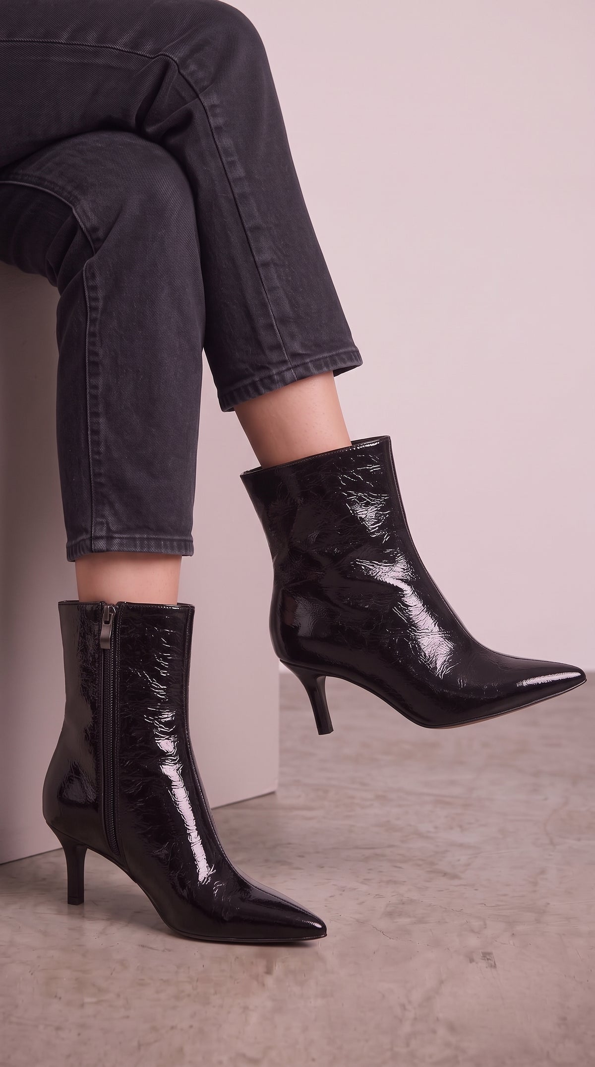 Daizy Faux Leather Pointed Heeled Boots