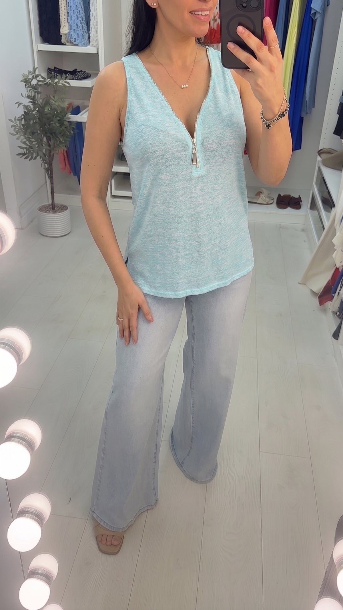 Clarim Sleeveless Zip Front Top