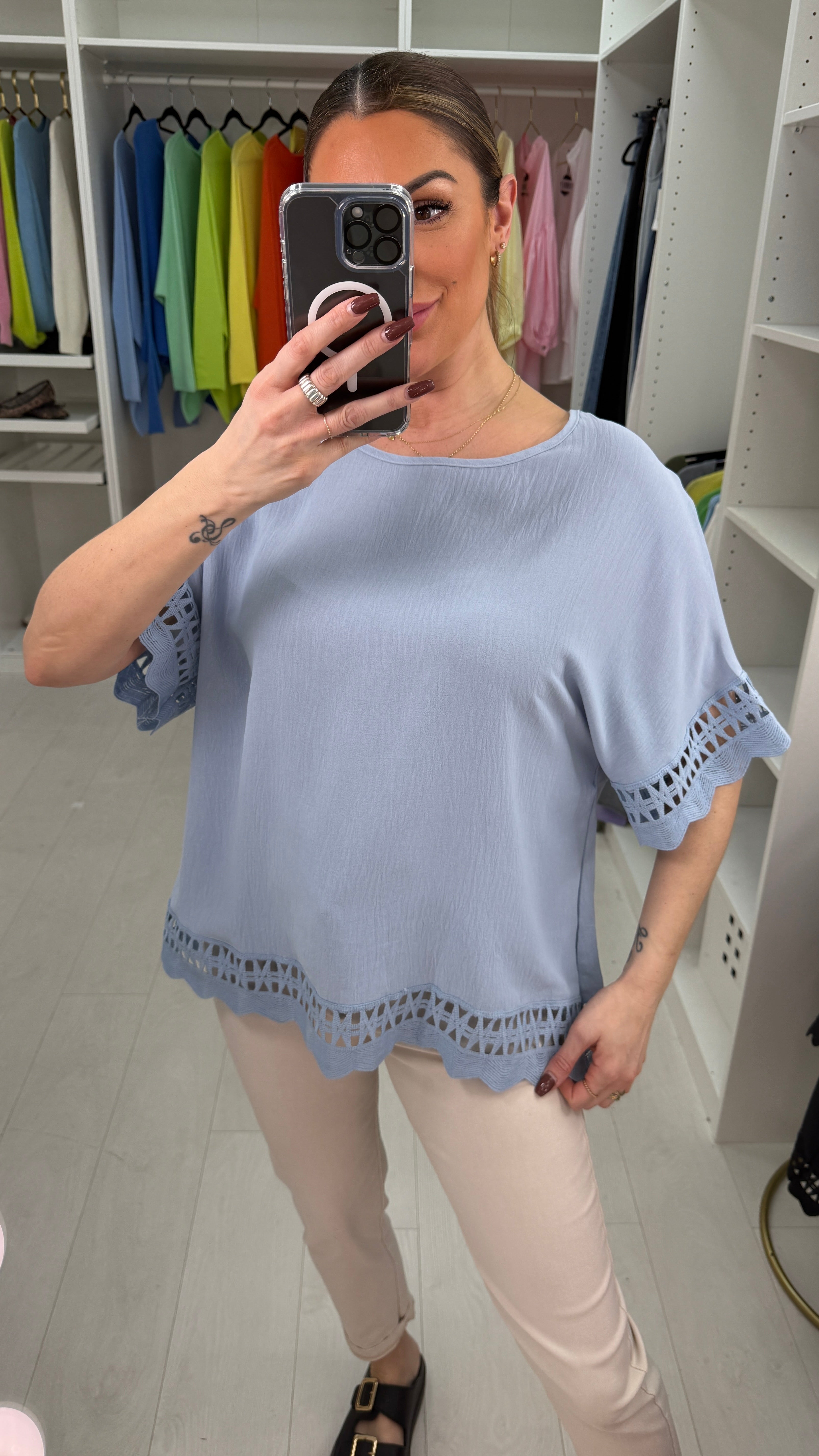 Pennie Plain Detailed Hem Short Sleeve Top