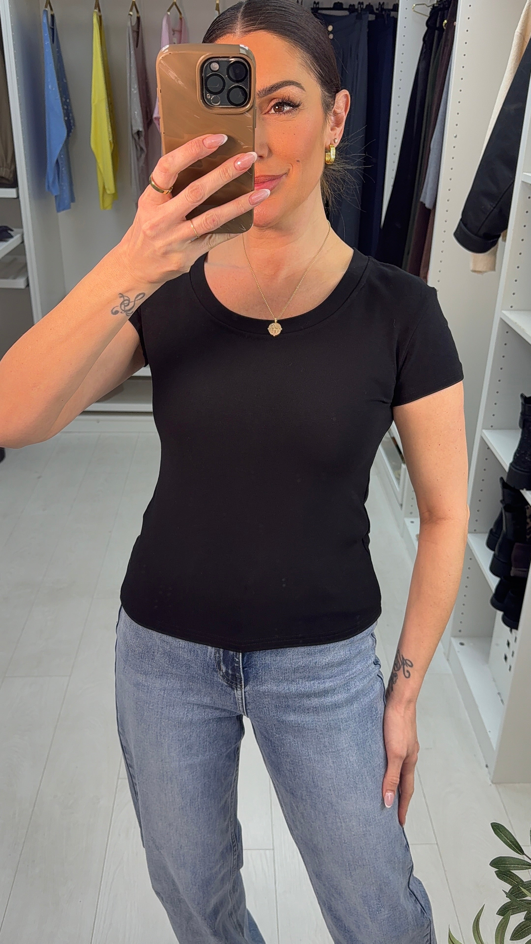 Carla Plain Short Sleeve Basic Top