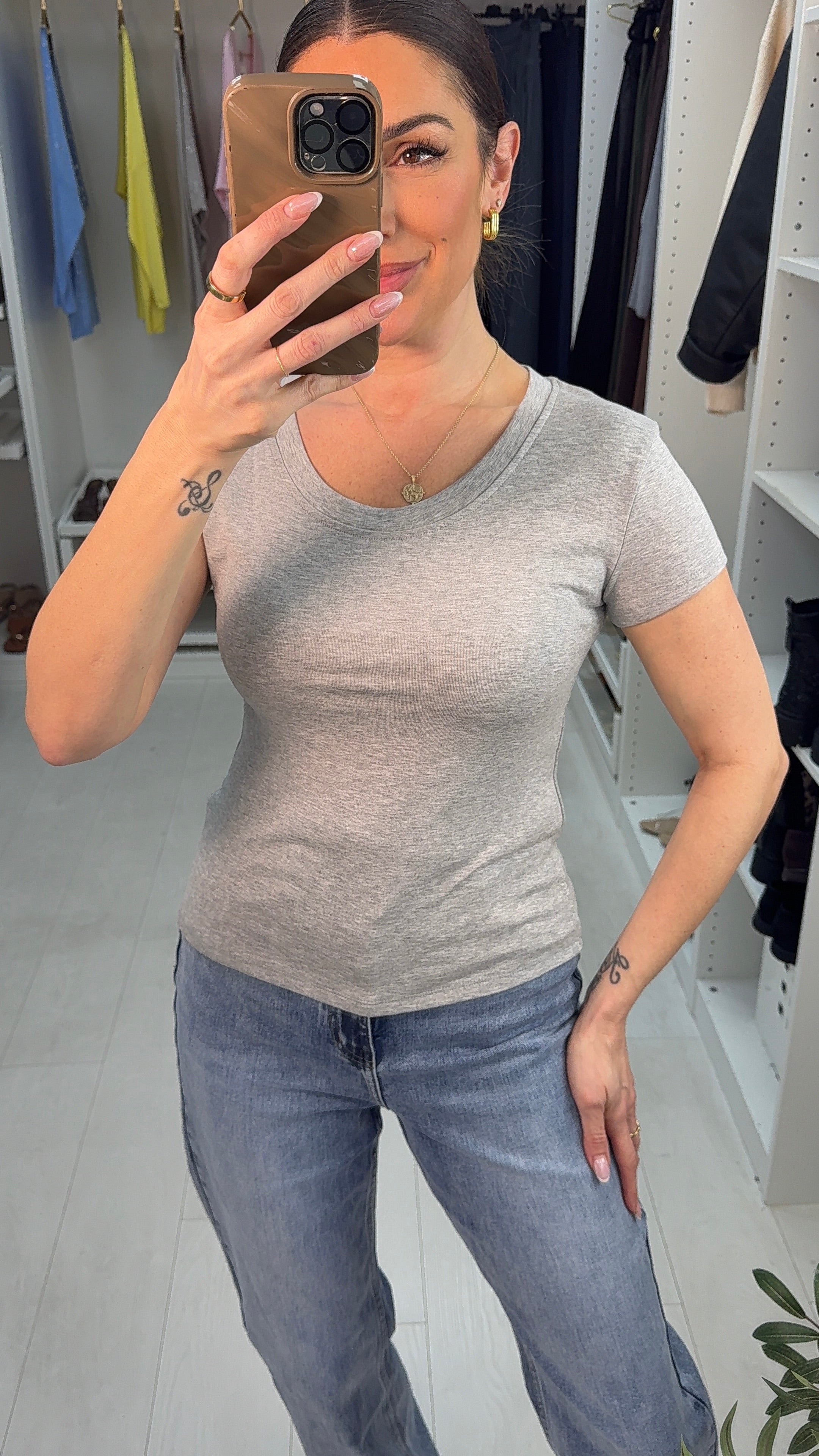 Carla Plain Short Sleeve Basic Top