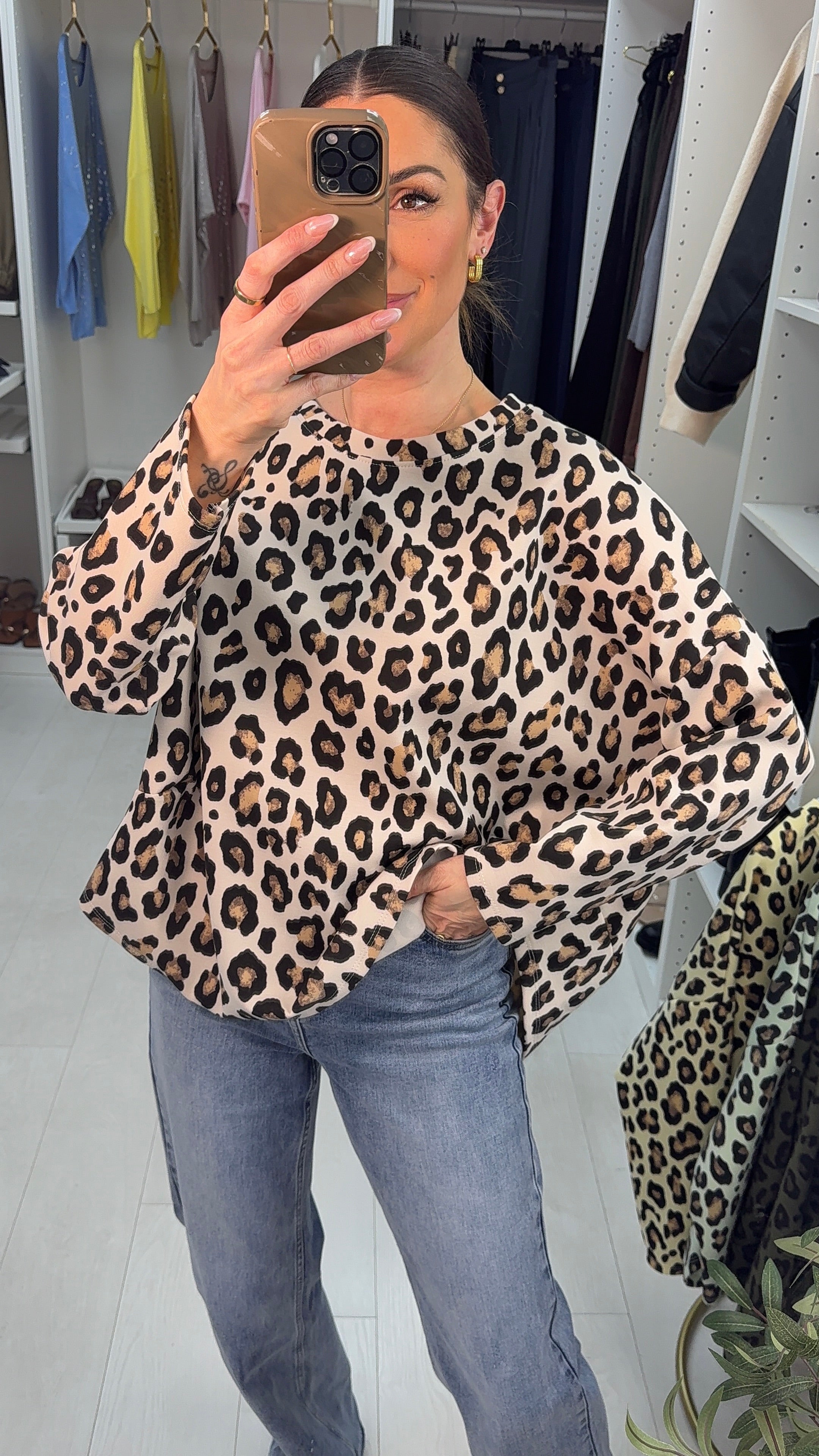 Arietta Leopard Print Loose Fit Sweatshirt