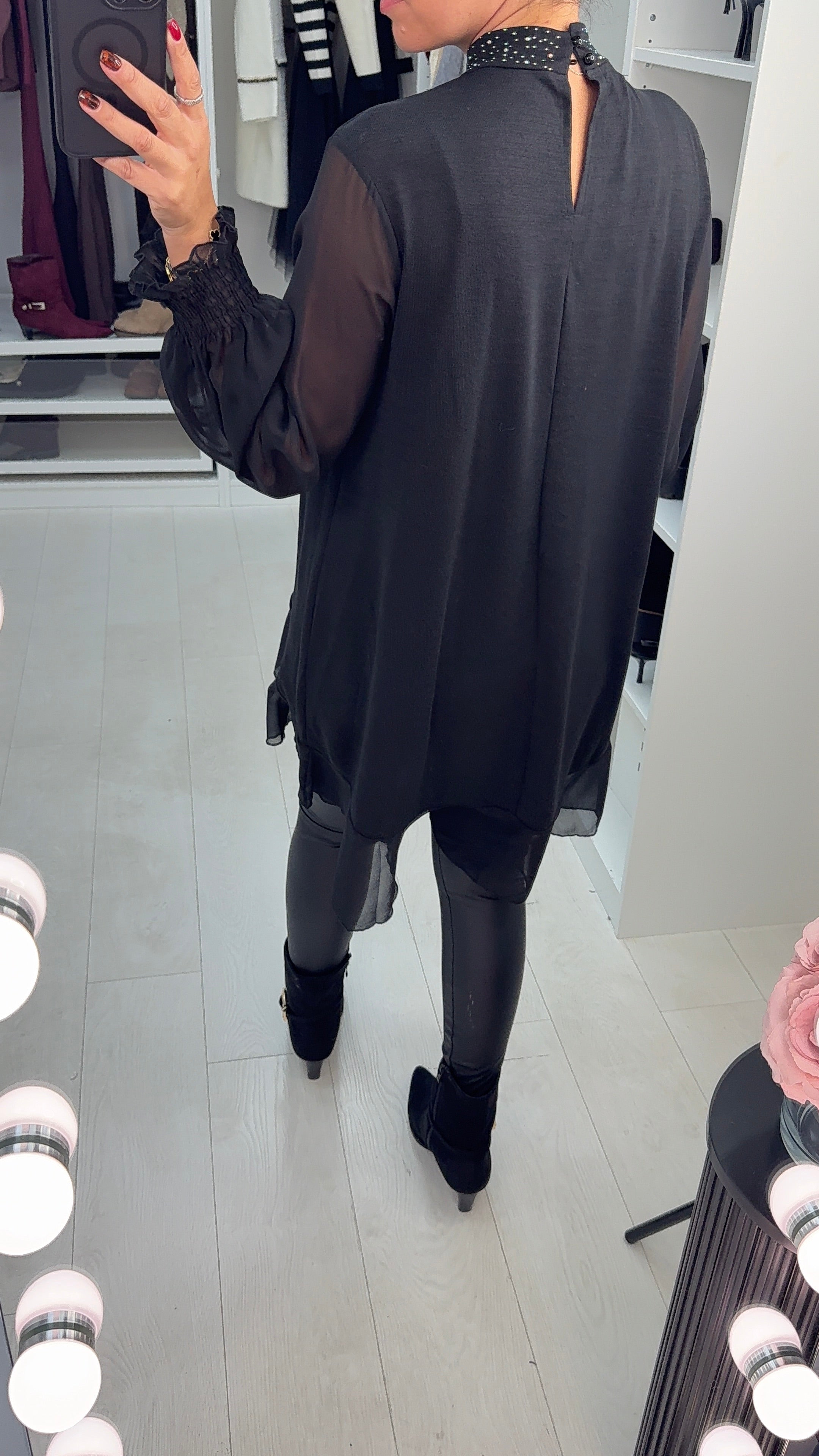 Imania Embellished Loose Fit Longline Mesh Detailed Top