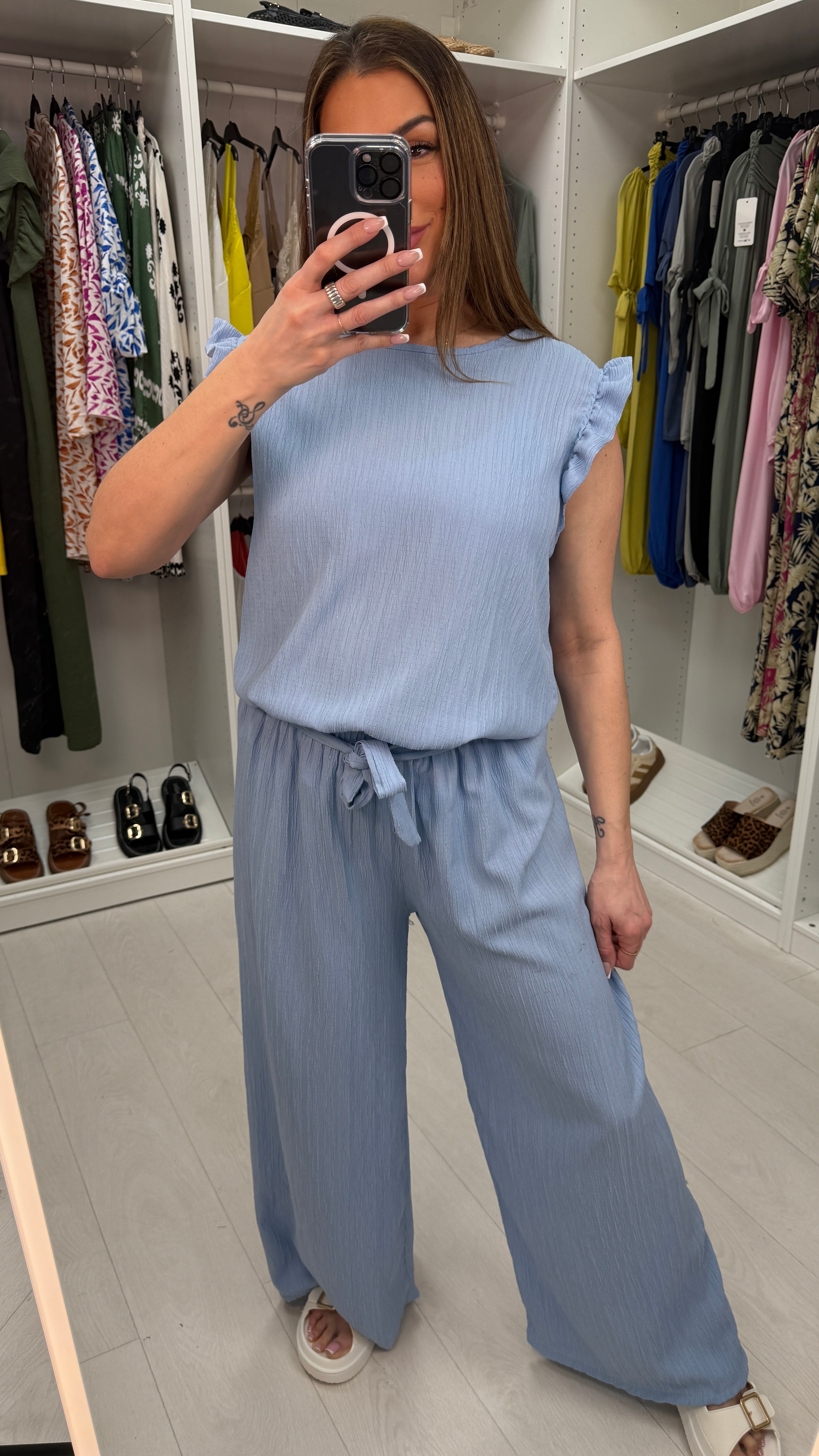 Simonia Frill Shoulder Crepe Co-ord Set