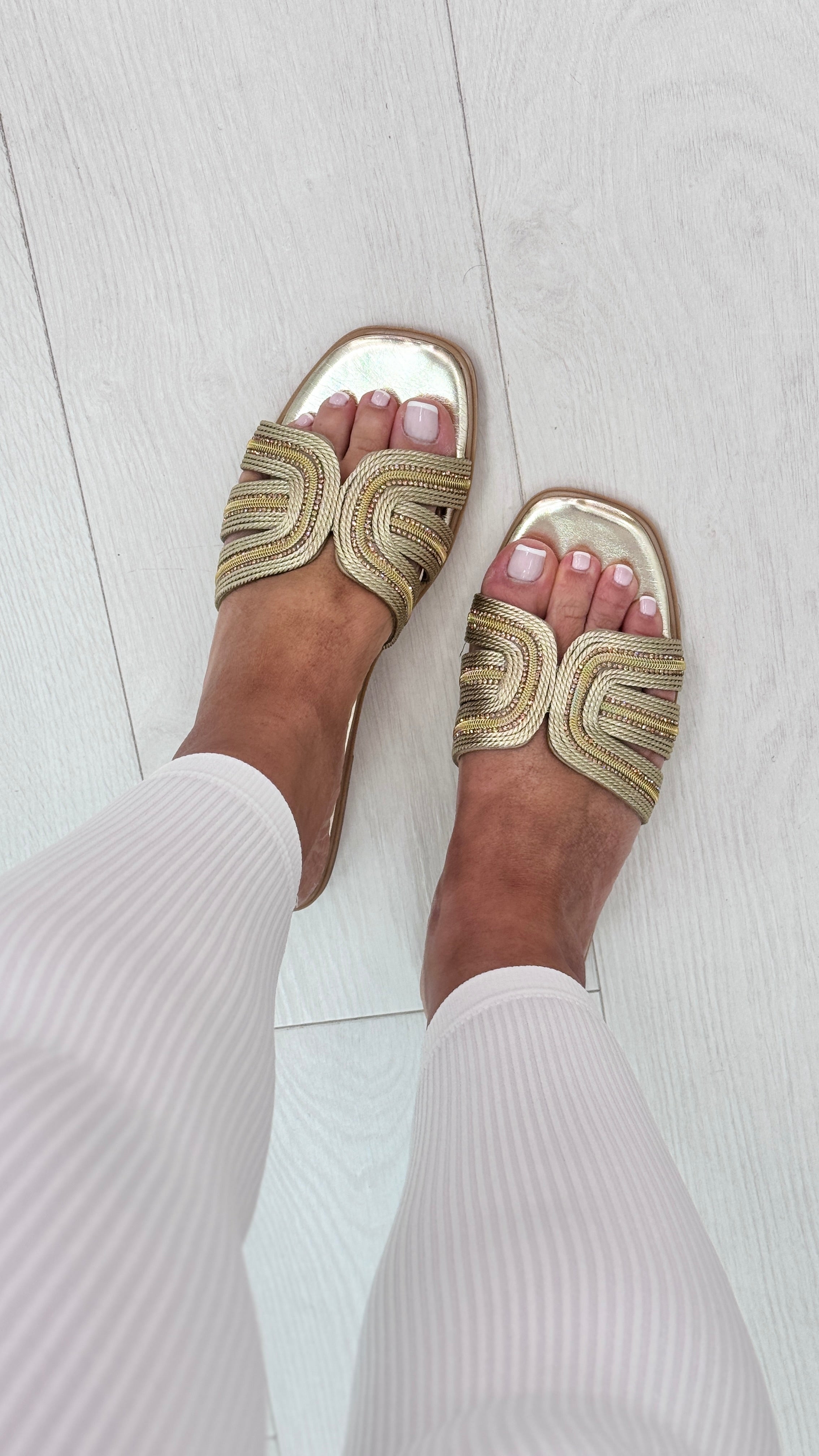 Joe Diamante Detailed Sandals