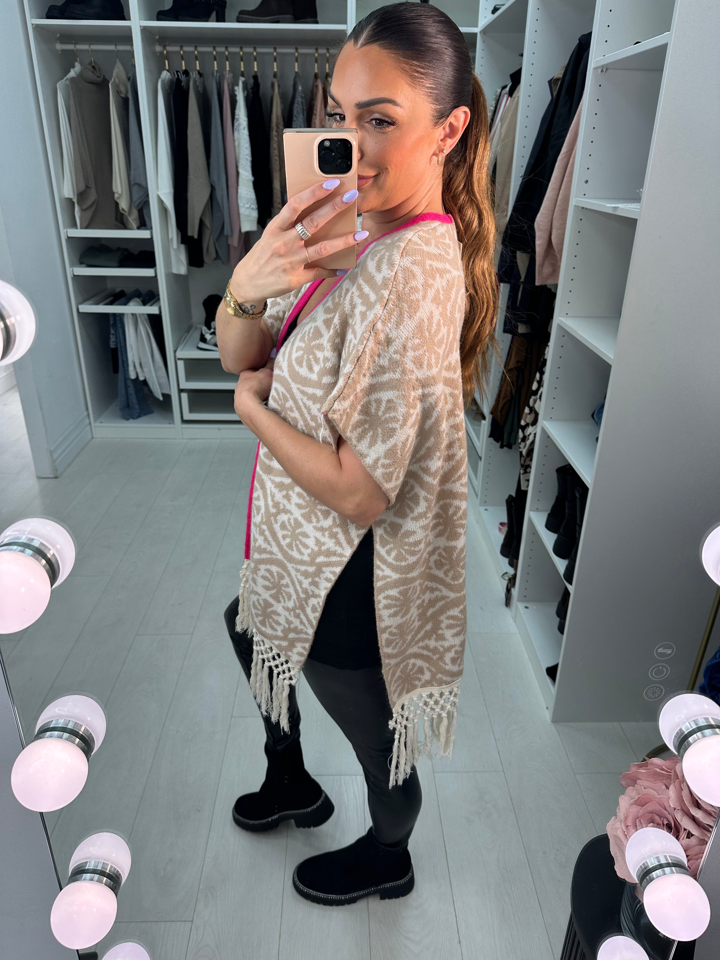 Alan Knitted Tassel Poncho