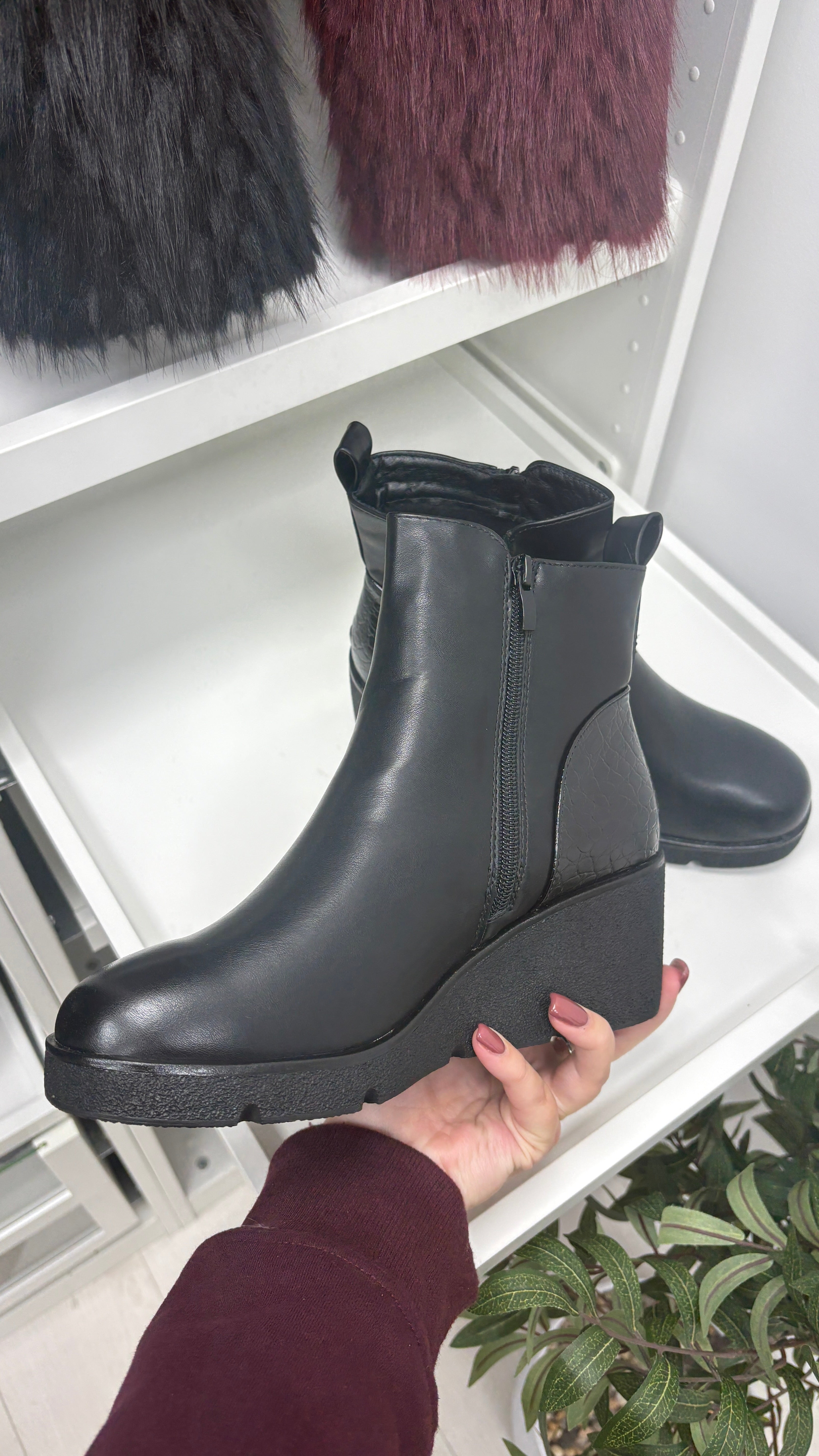 Krystal Faux Leather Zip Detailed Wedge Boots