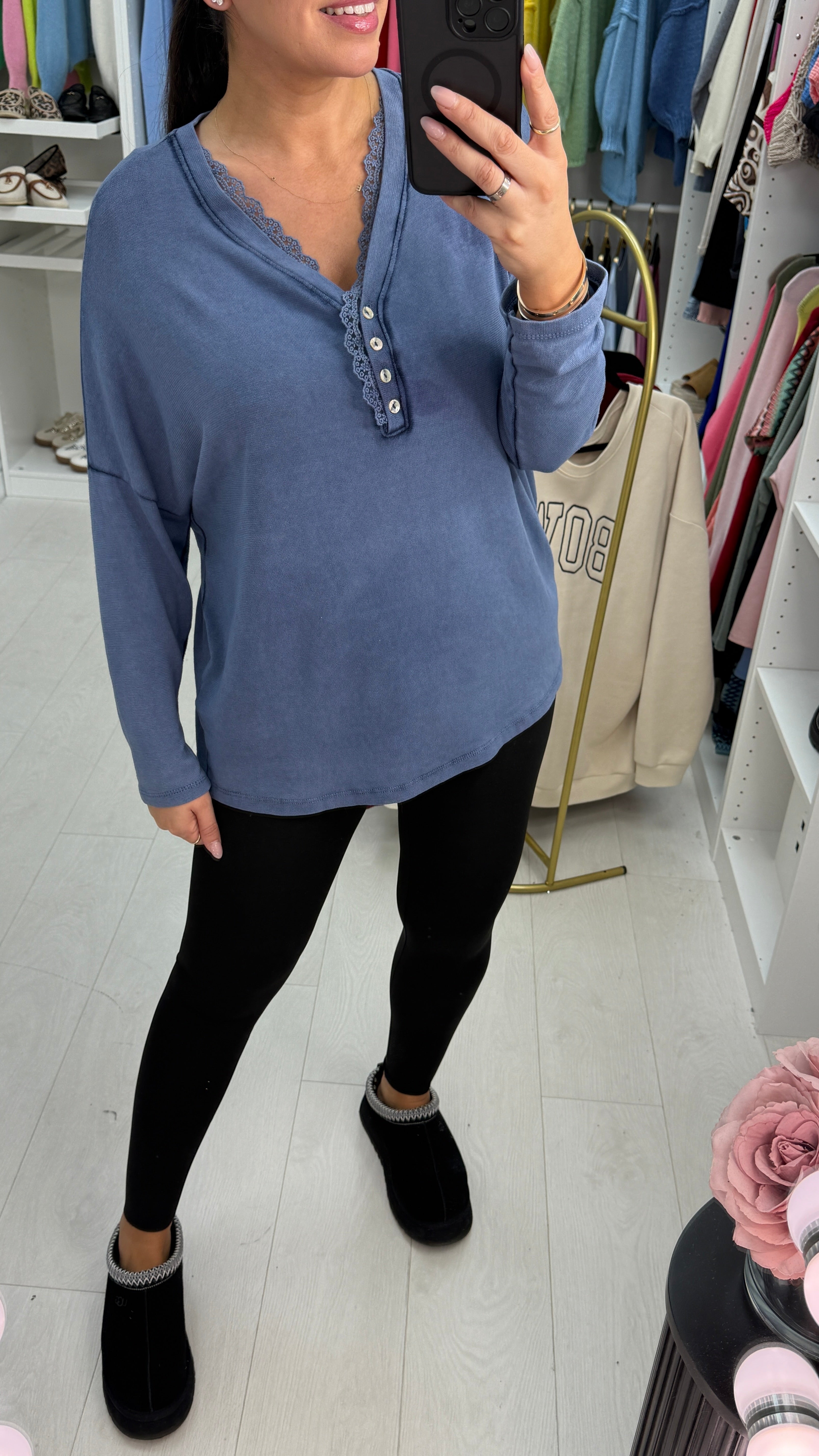 Louelle Plain Lace Detailed V Neck Top