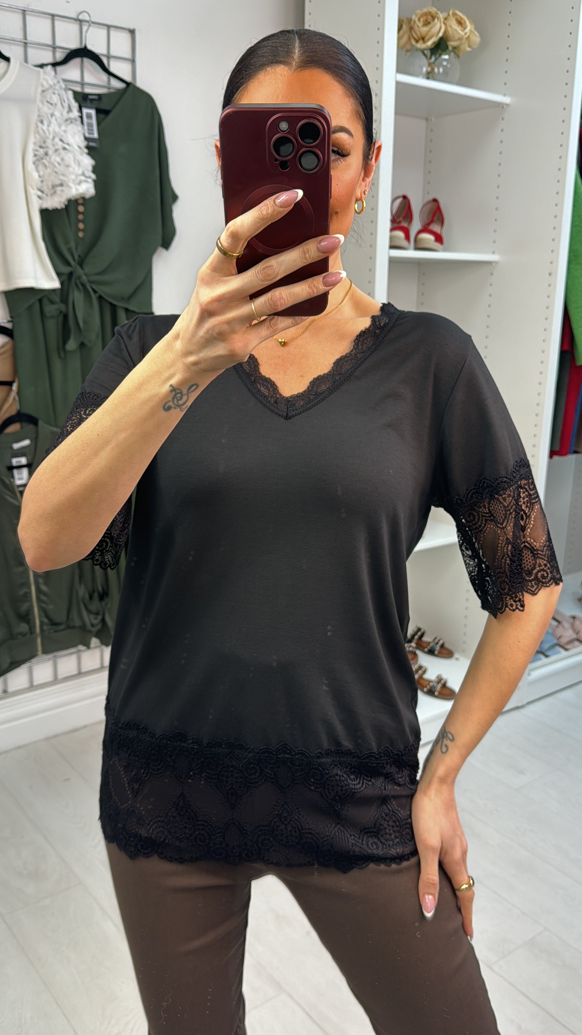 Lola Plain Lace Trim Short Sleeve Top