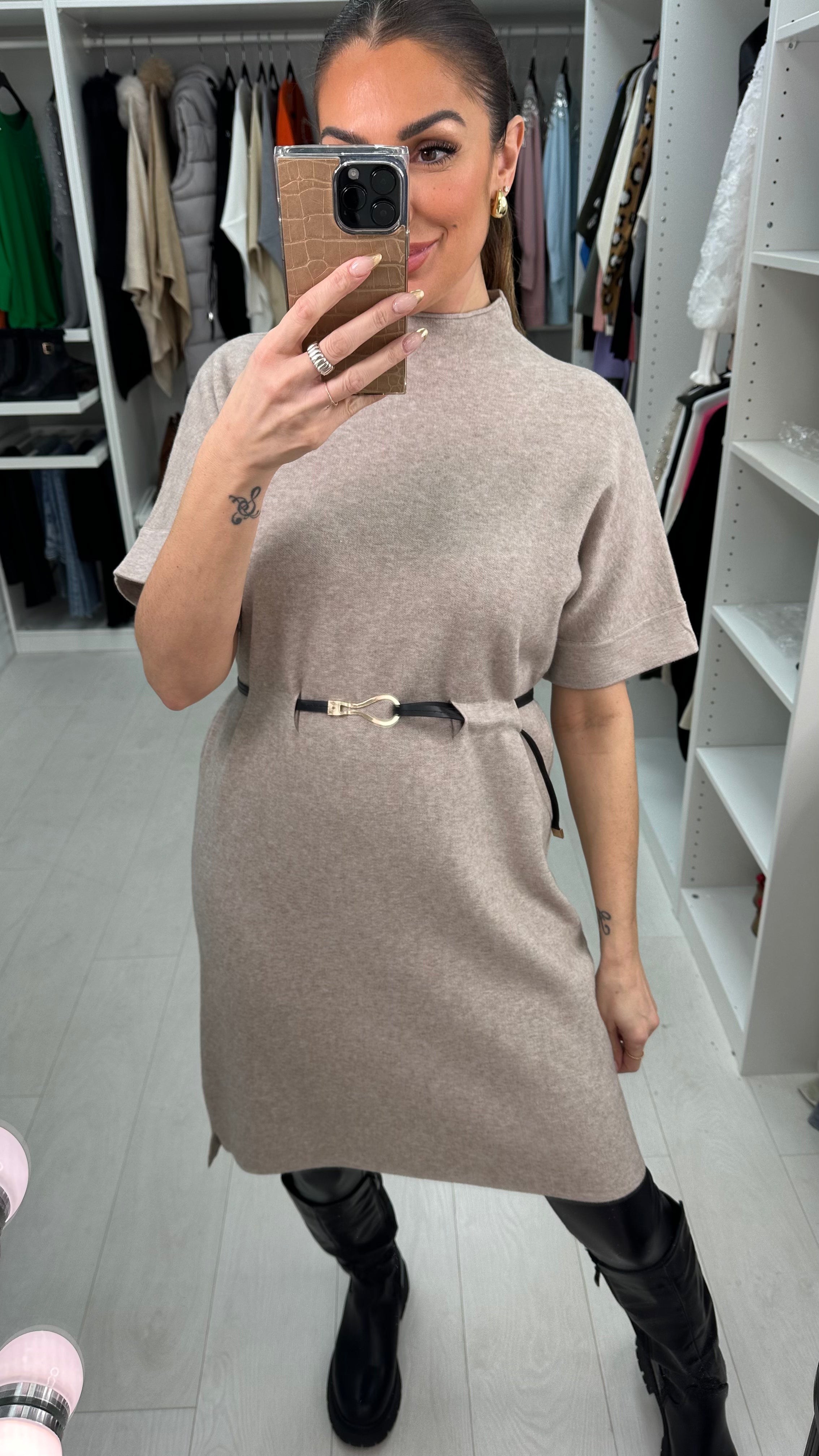 Silva Short Sleeve Belted Knitted Dress