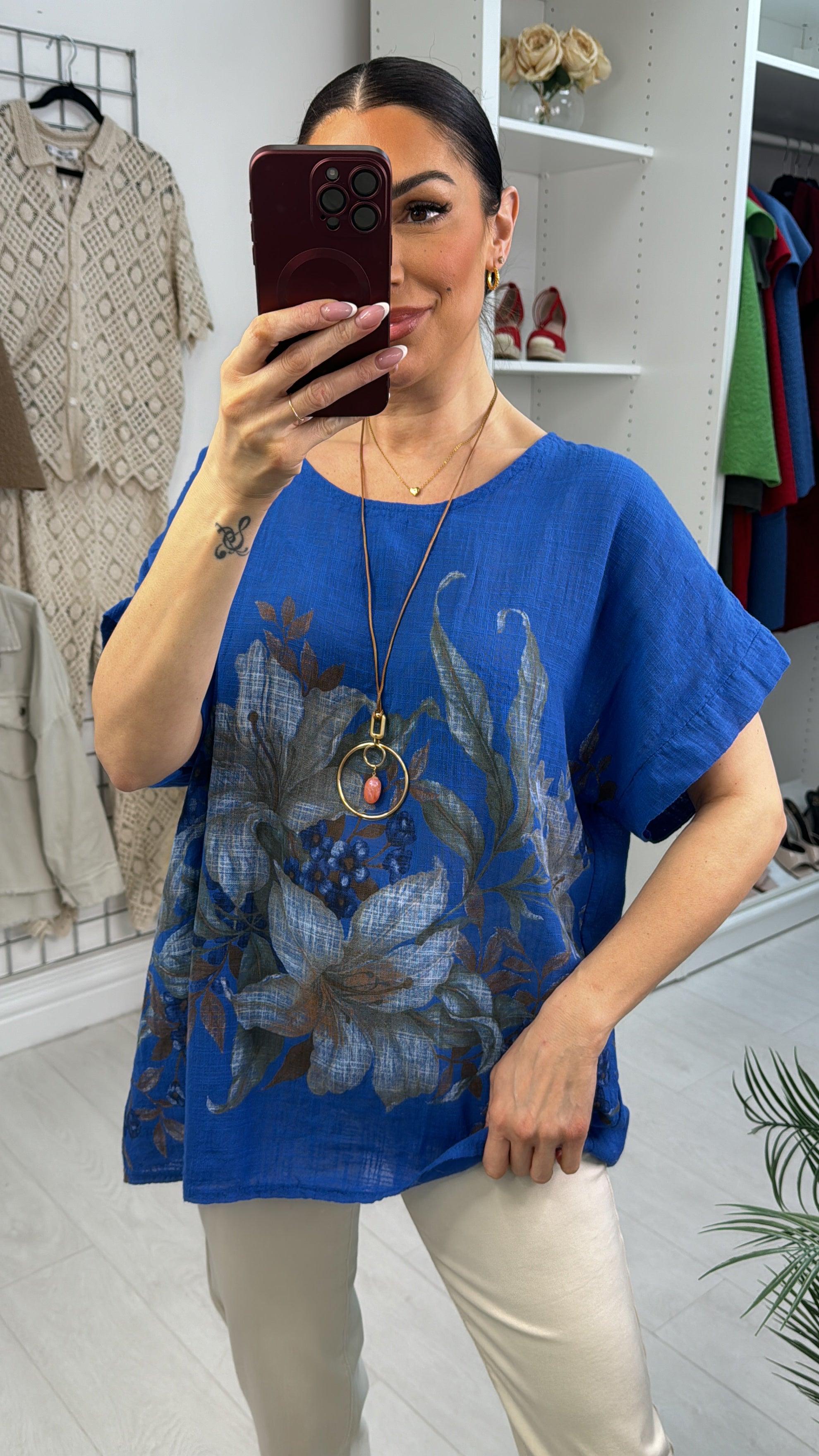 Sheila Floral Print Necklace Short Sleeve Top