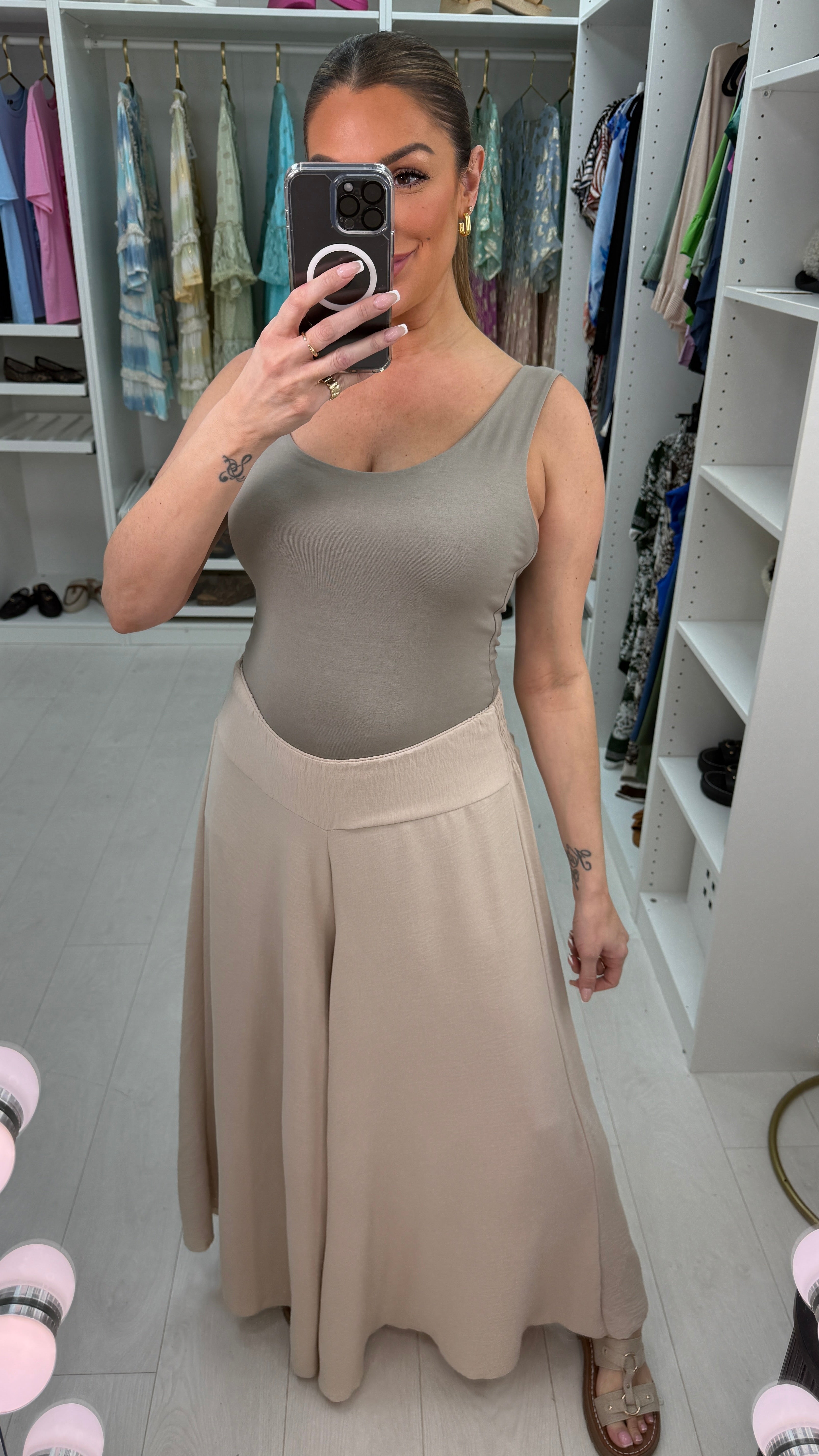 Ellee Plain Elasticated High Waist Wide Leg Trousers