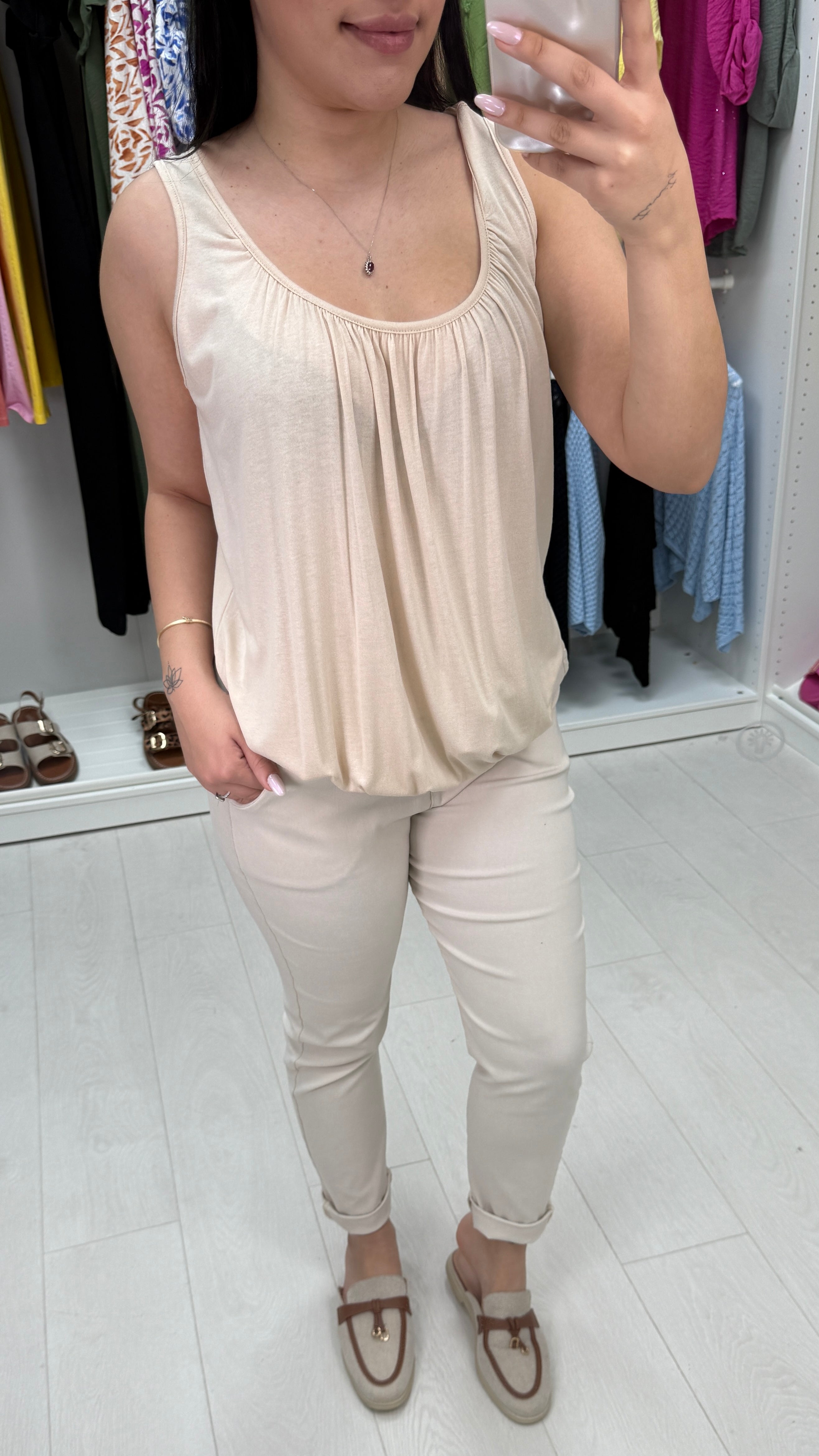 Cece Elastic Hem Bubble Basic Vest