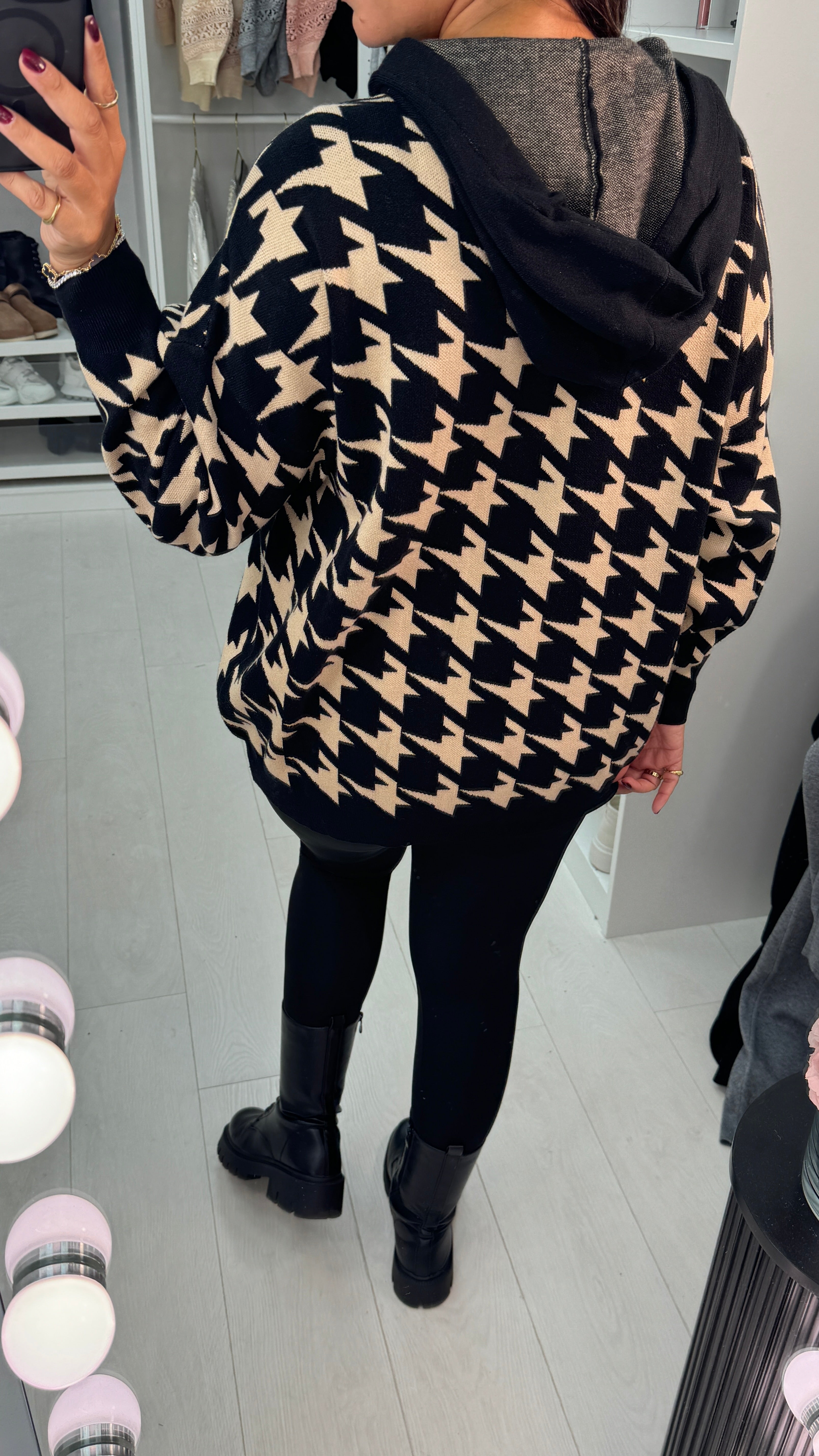 Amrita Dogtooth Super Soft Draw String Hooded Jumper