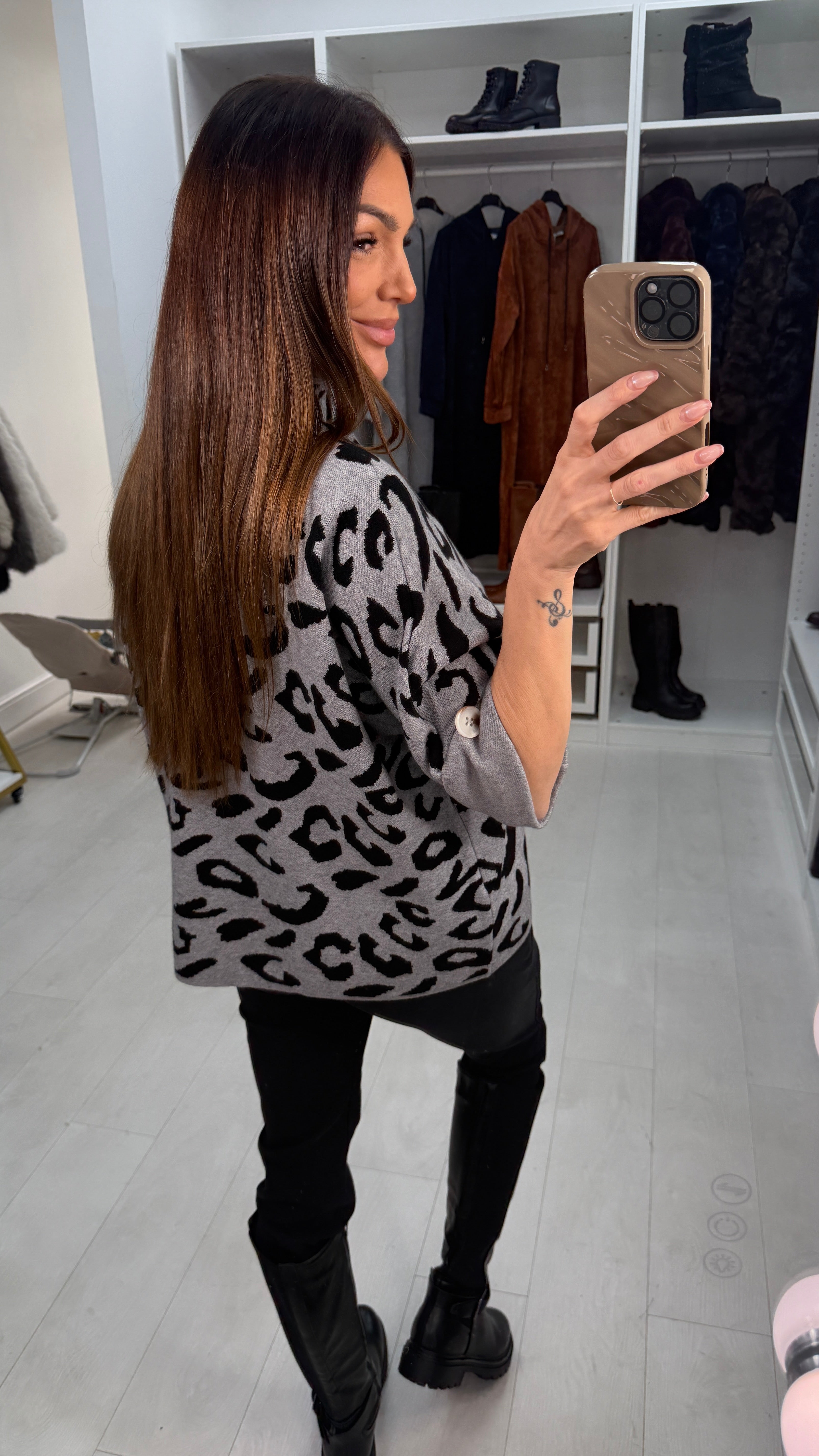 Hanna Leopard Print 3/4 Sleeve Jumper