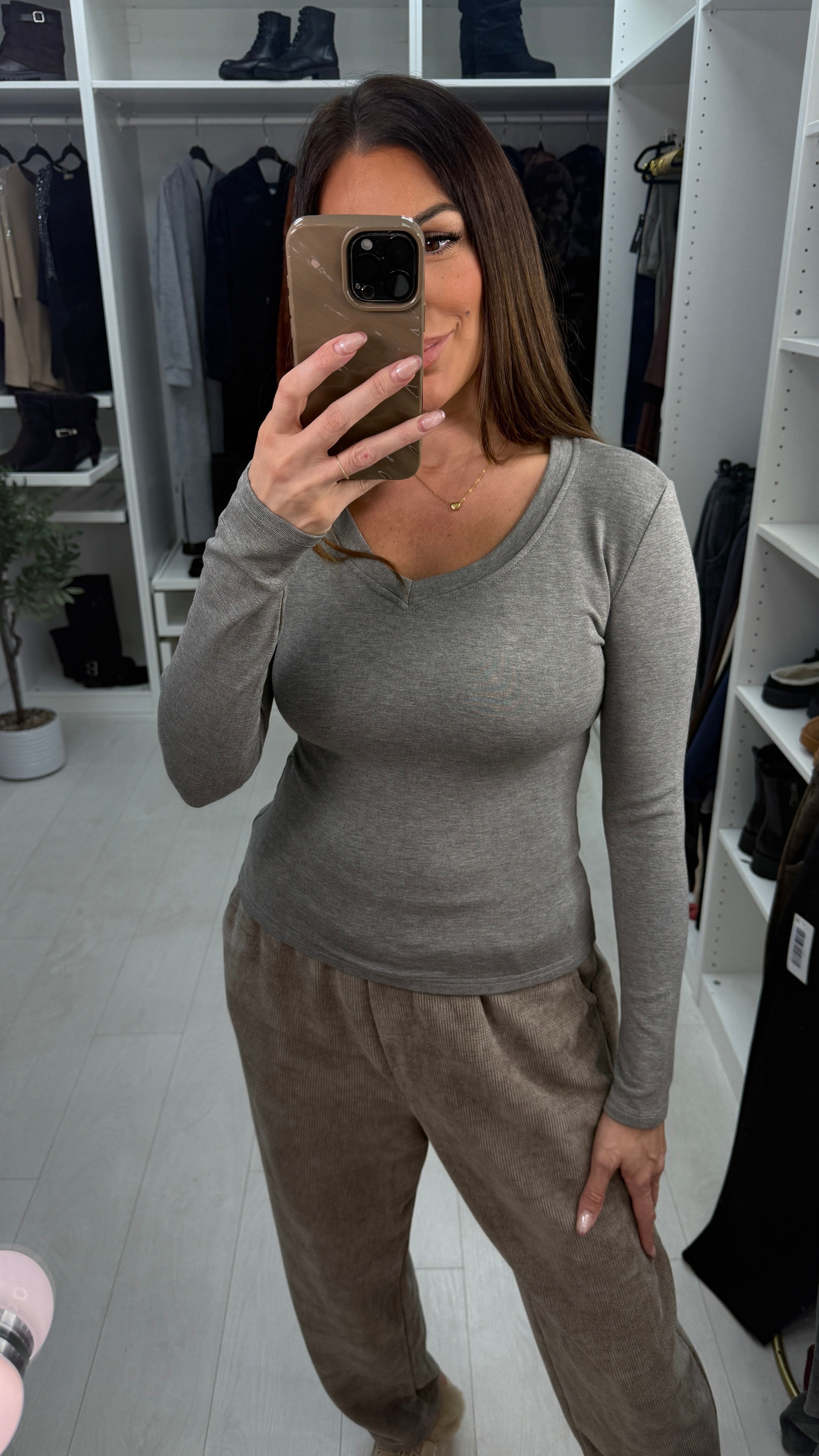 Freddie Plain V Neck Long Sleeve Basic Top