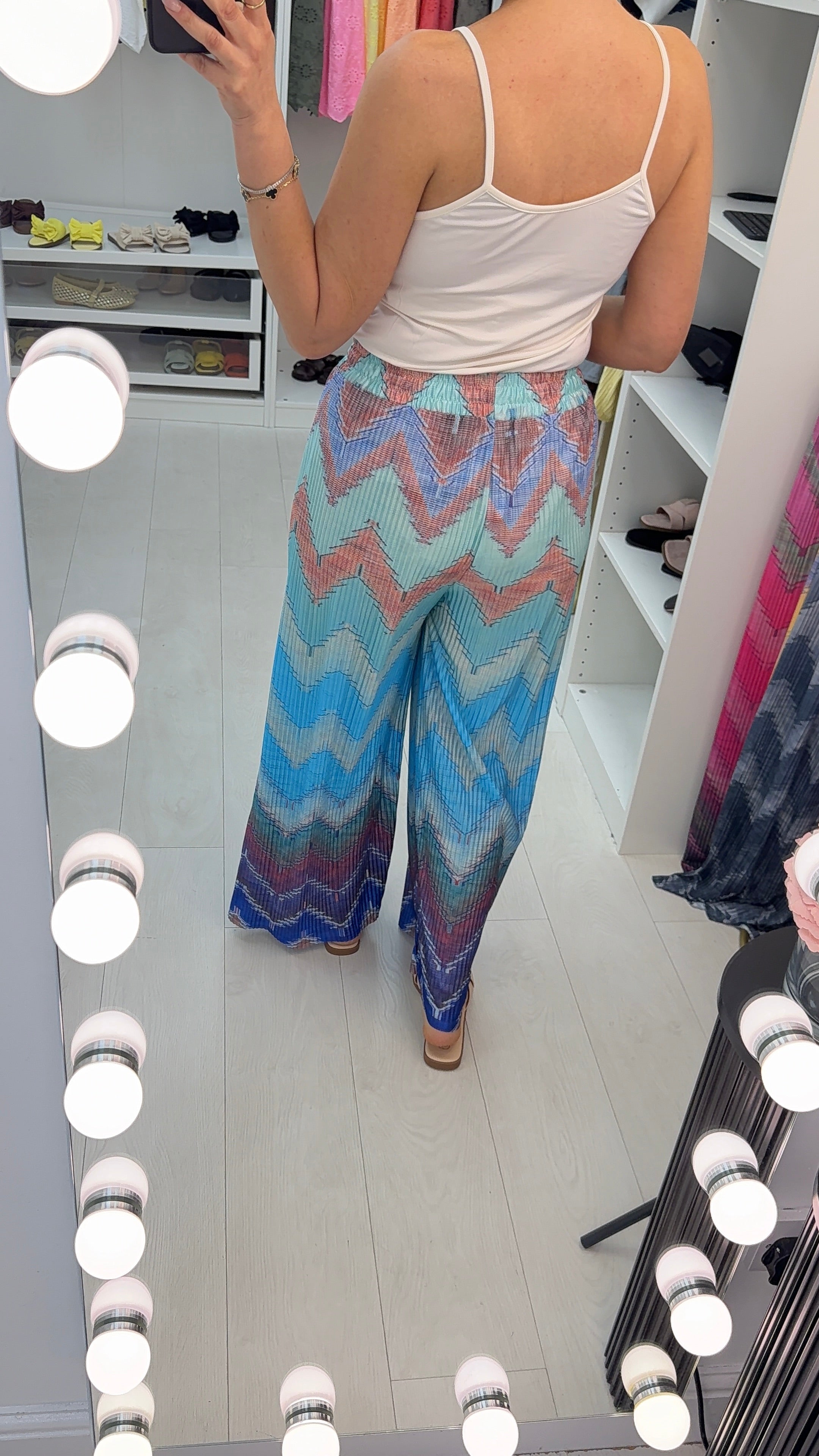 Rylie Abstract Print Pleated Wide Leg Trousers