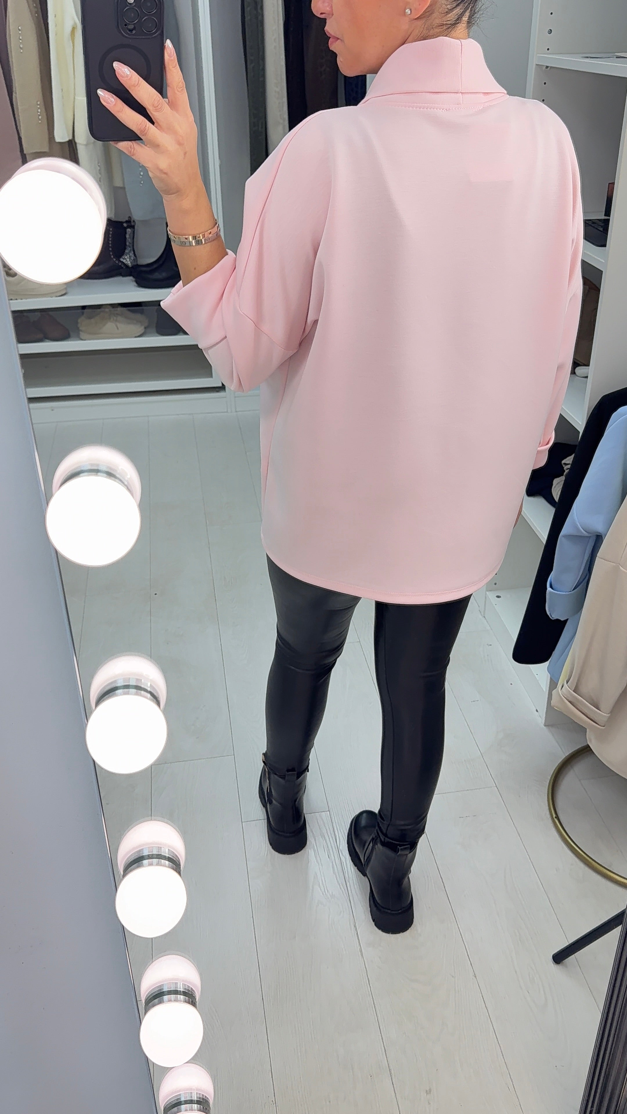 Vera Plain Buckle Detail Blazer