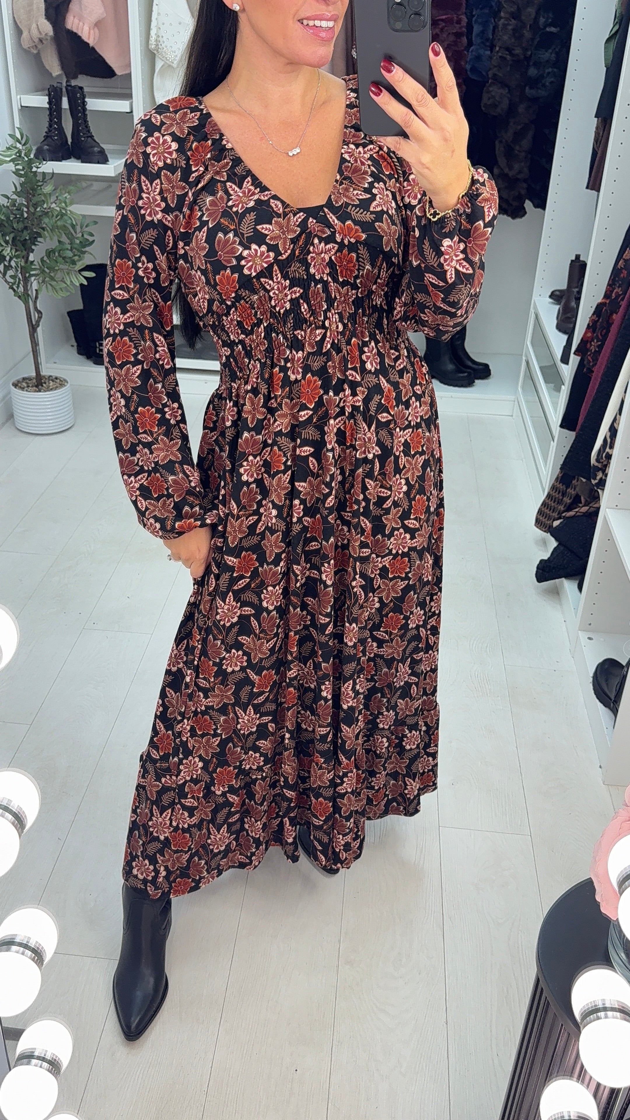 Pamie Floral Print Shirred Waist Magic Maxi Dress