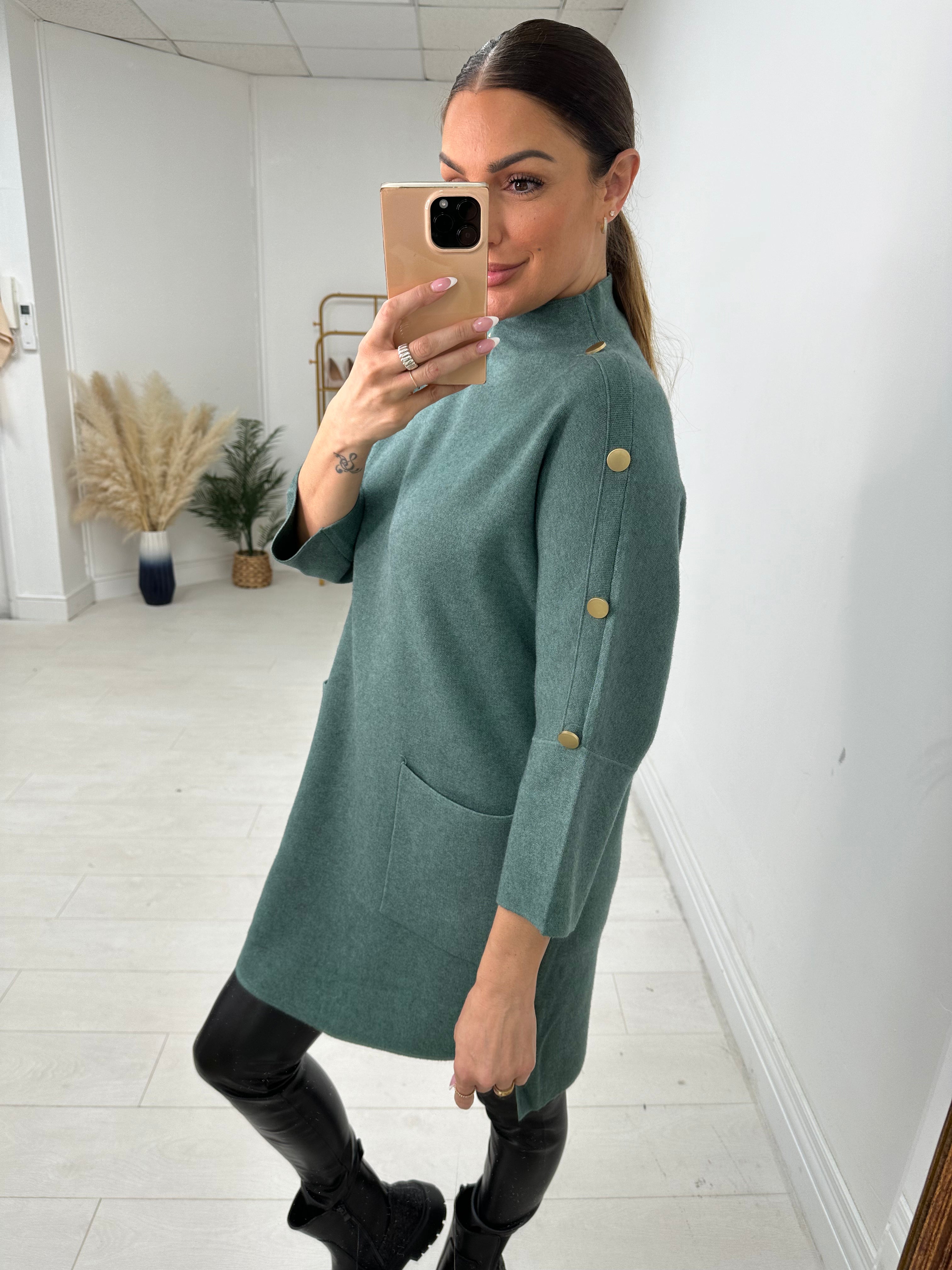 Vivian Button Detailed Longline Jumper