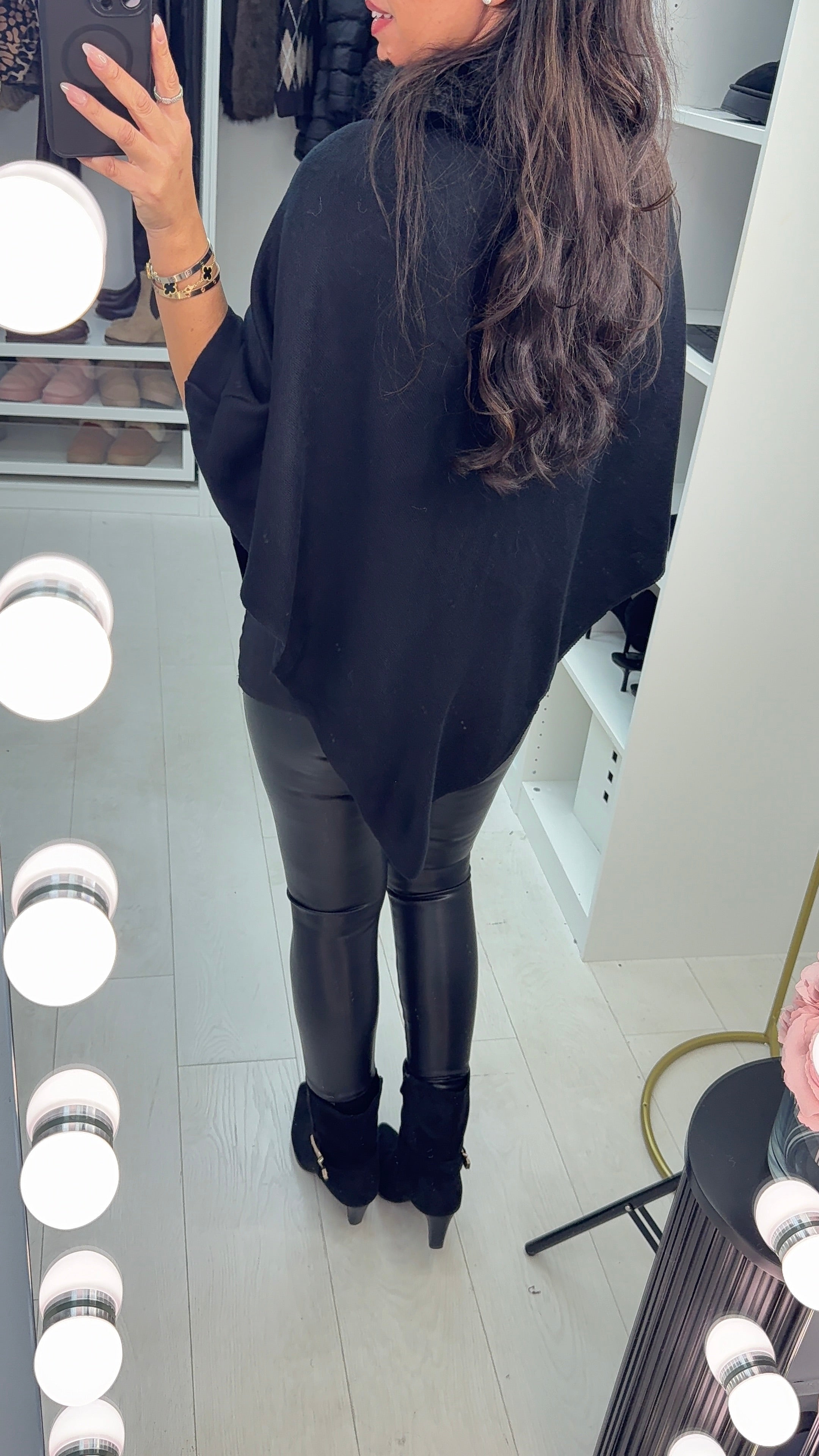 Nataley Plain Faux Fur Neck Knitted Poncho