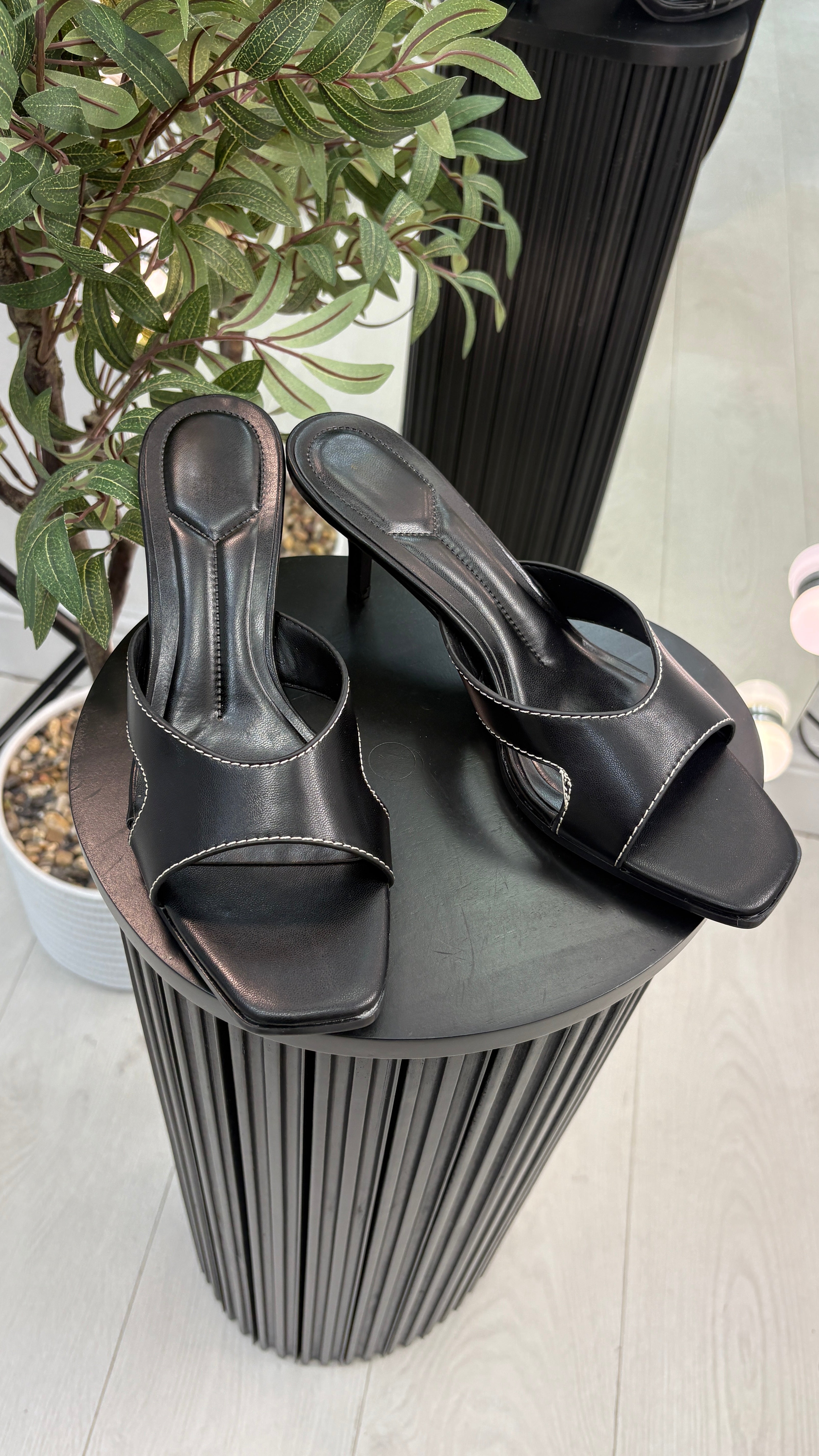 Layla Open Toe Kitten Heel Mules