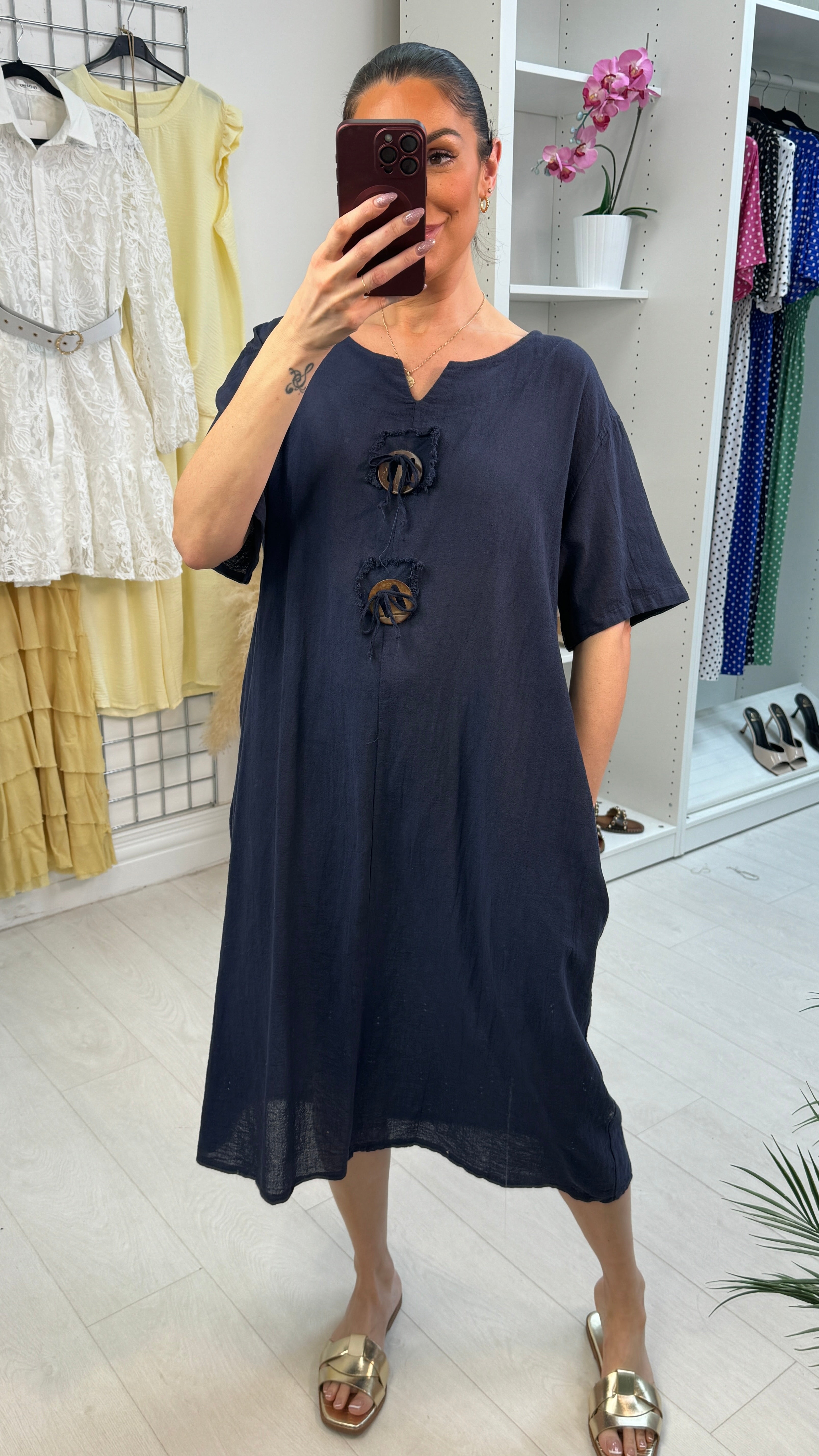 Sareena Plain Button Detailed Loose Fit Midi Dress