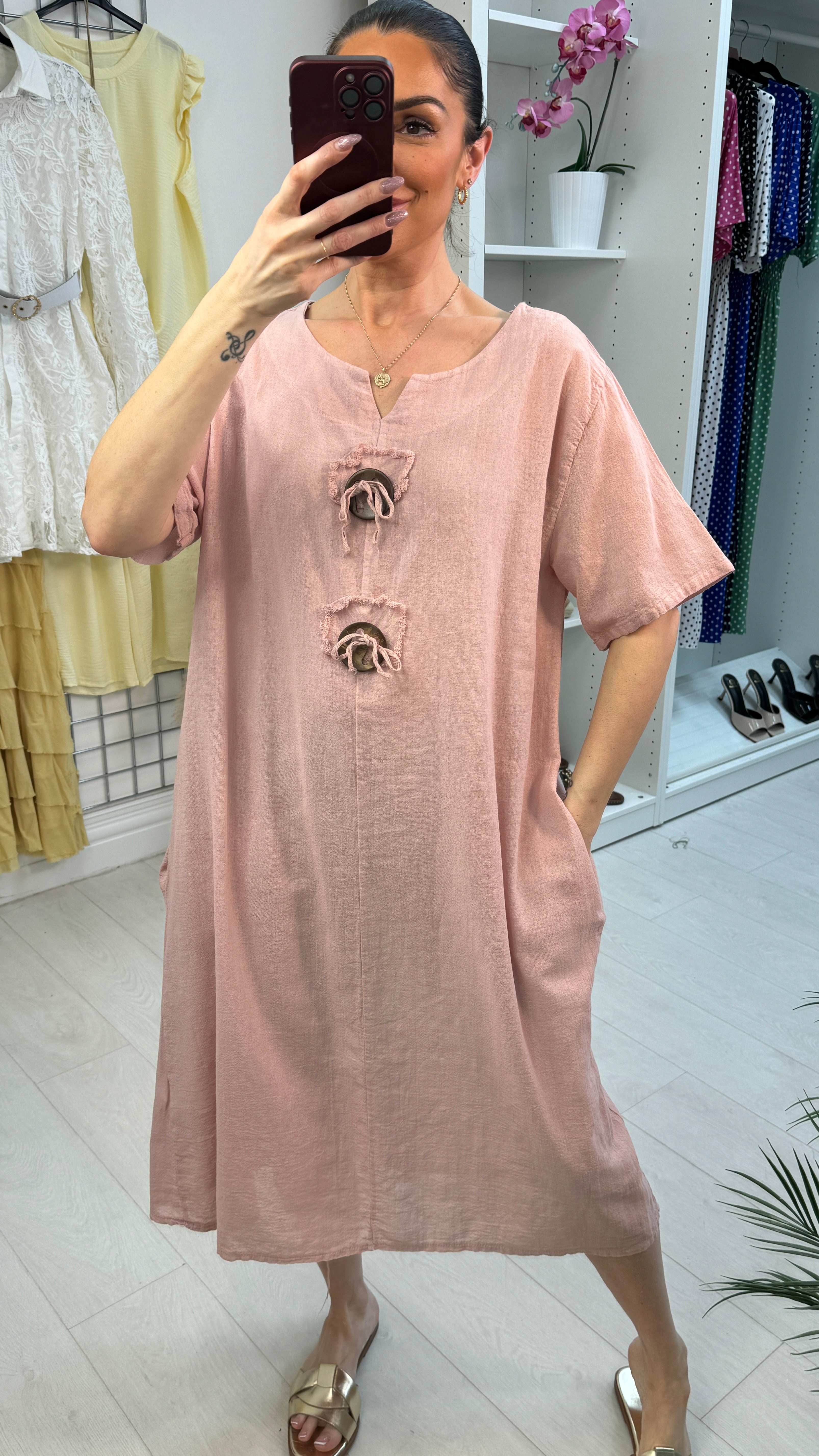 Sareena Plain Button Detailed Loose Fit Midi Dress