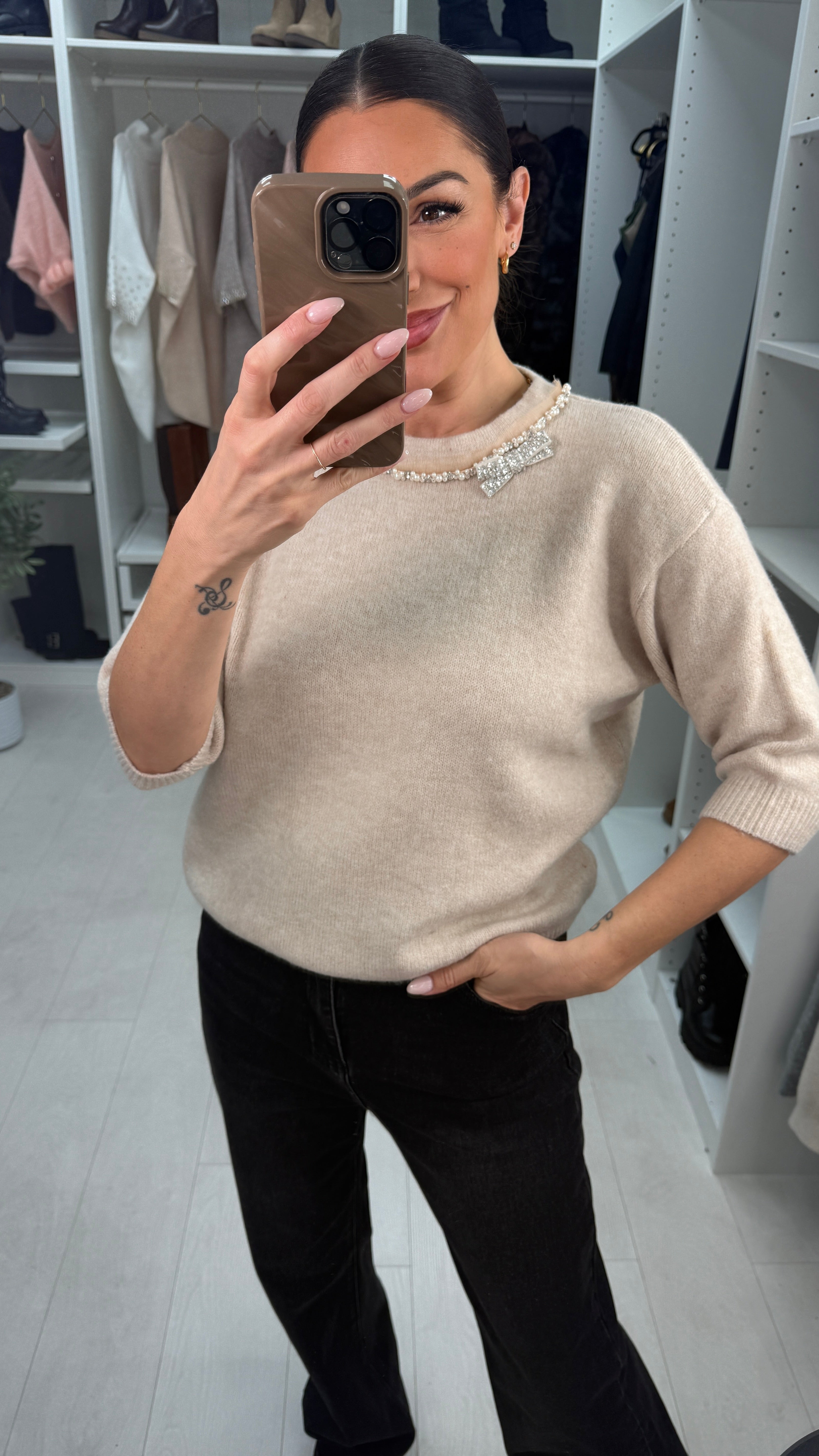 Gwyneth Plain Bow Embellished Knit Jumper