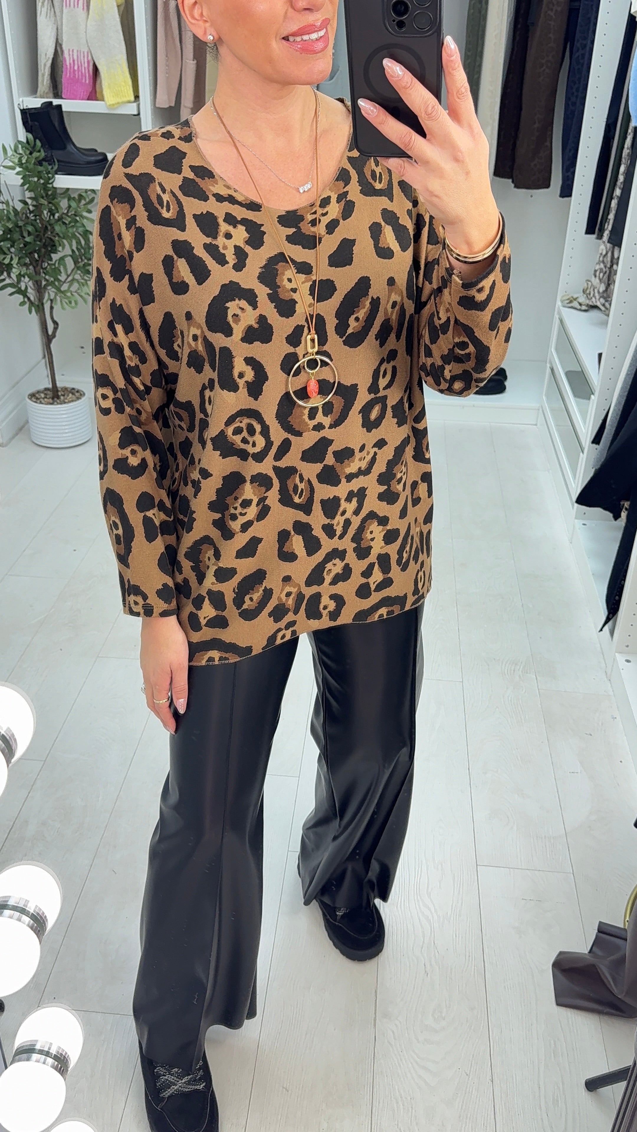 Zina Leopard Print Necklace Thin Knit Jumper