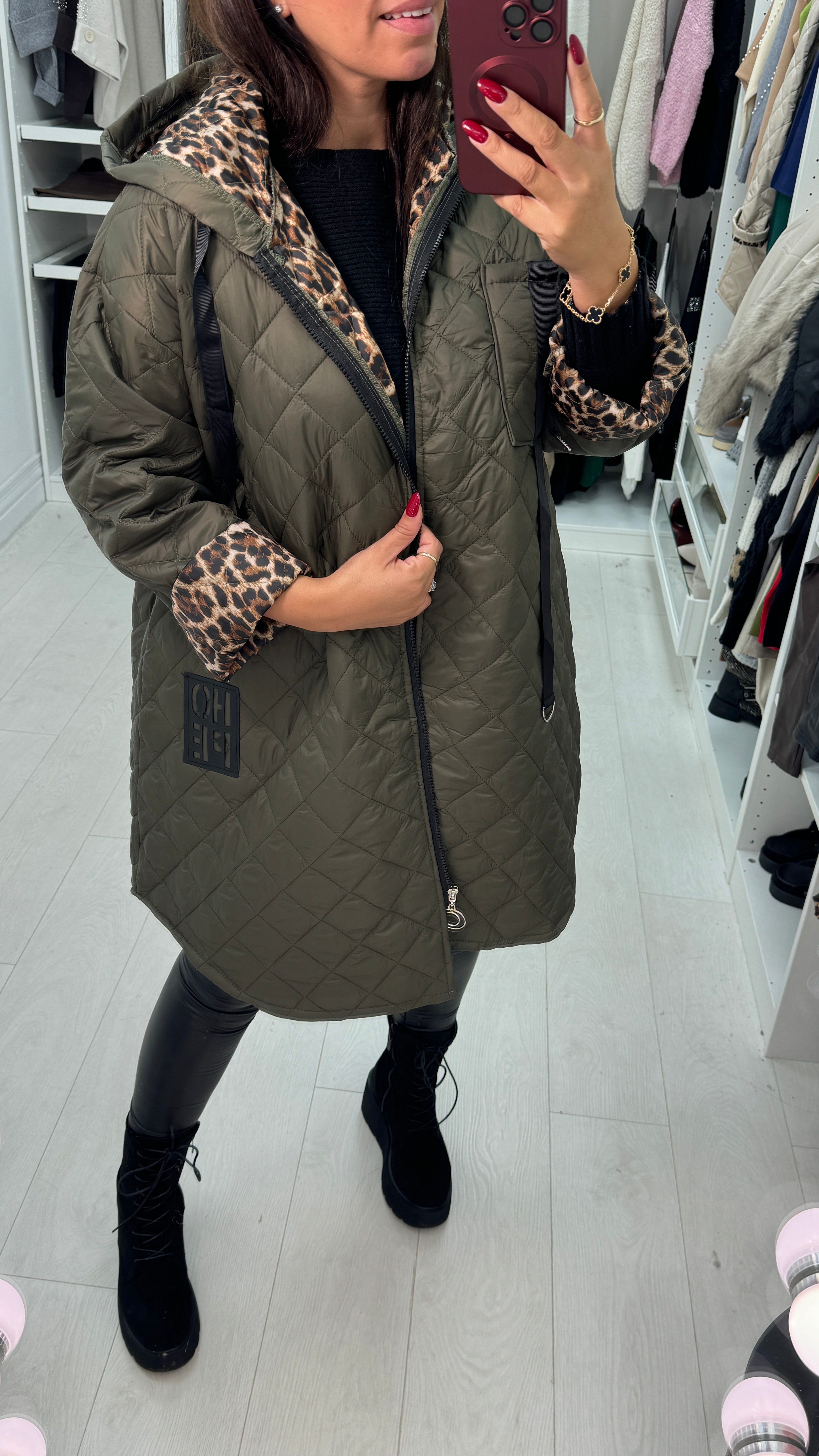 Trace Lightweight Hooded Oversized Quilted Jacket