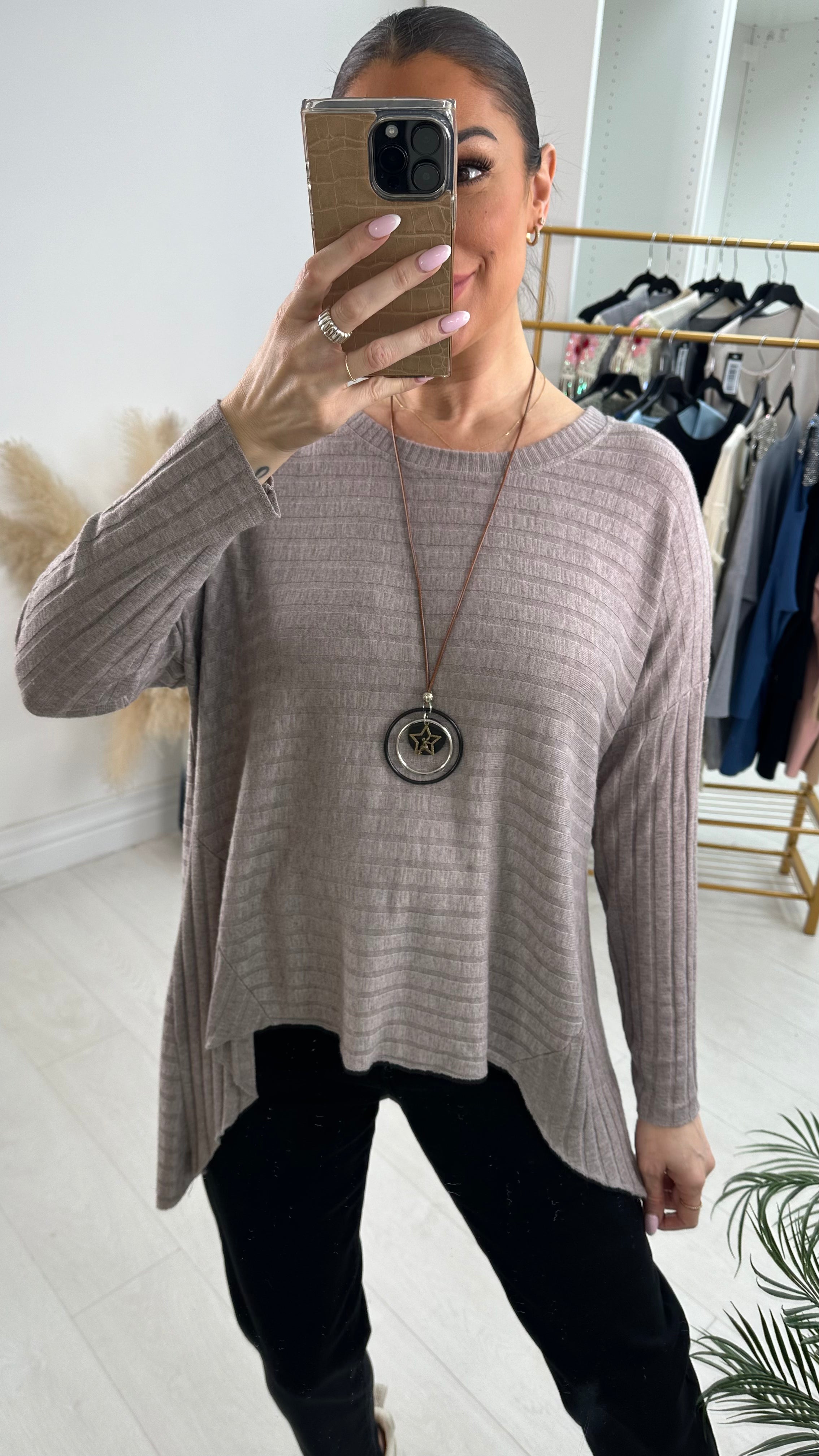 Akira Plain Asymmetric Thin Knit Top