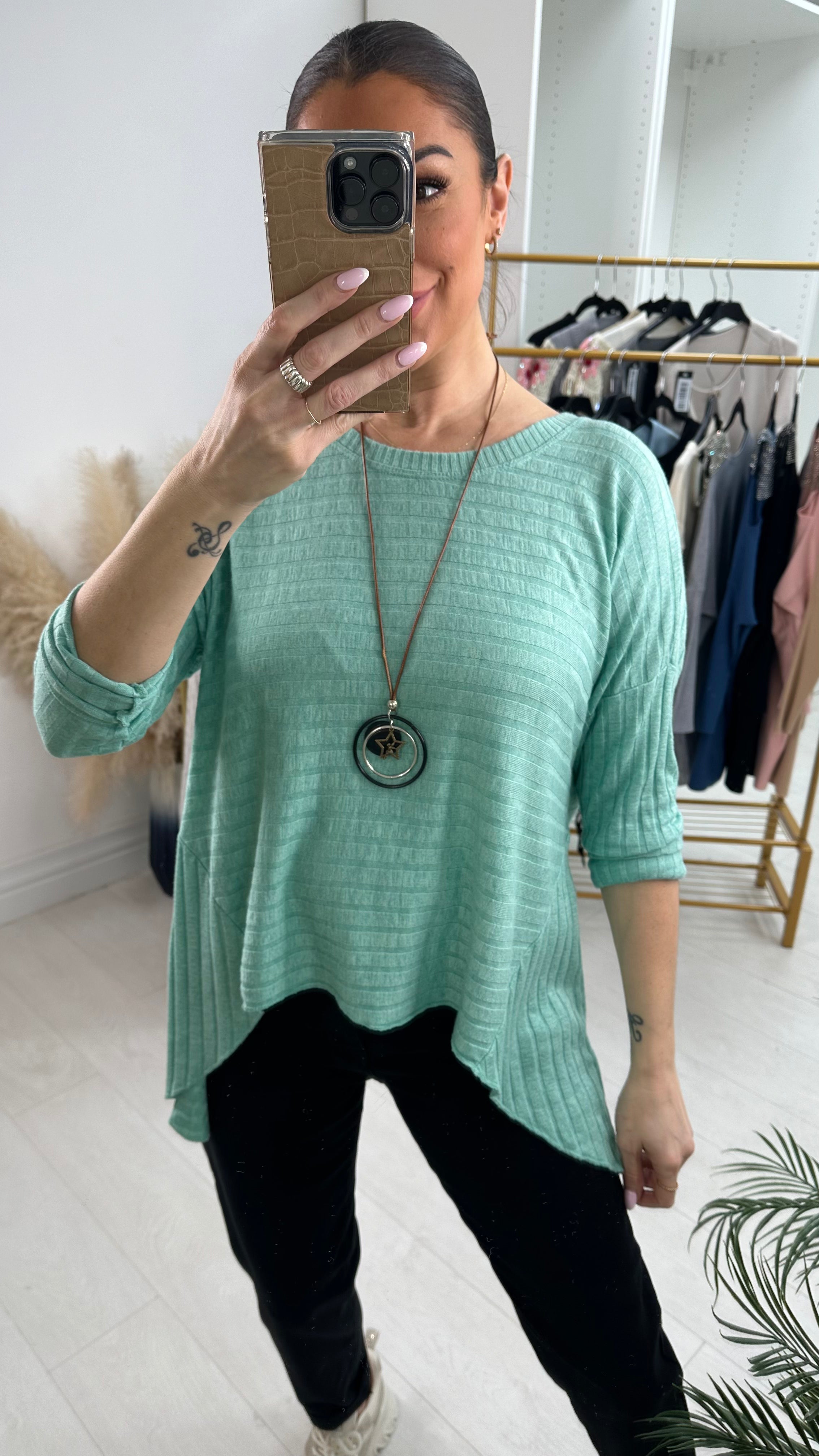 Akira Plain Asymmetric Thin Knit Top