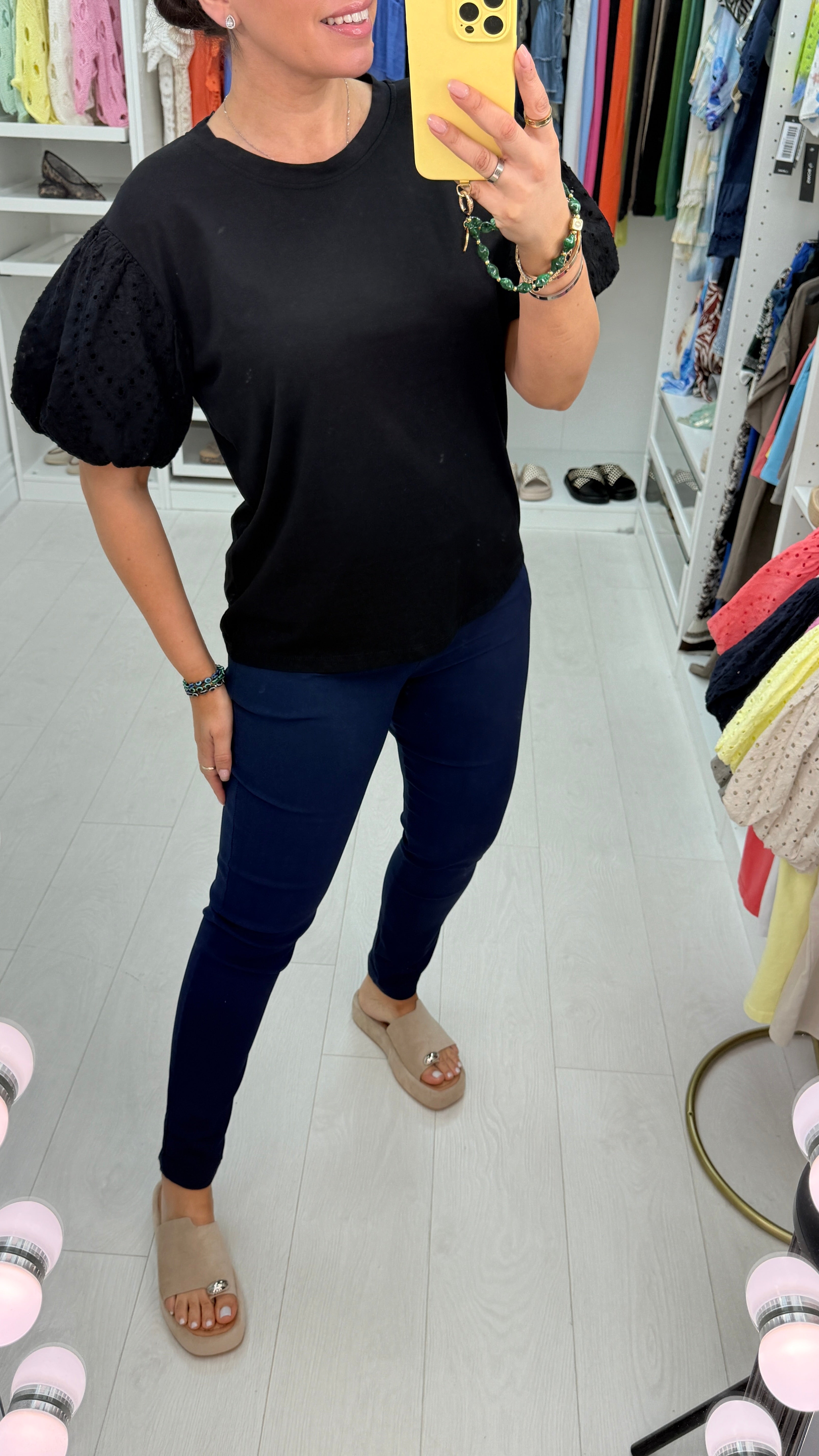 Quinny Plain Broidery Ballon Sleeve Top