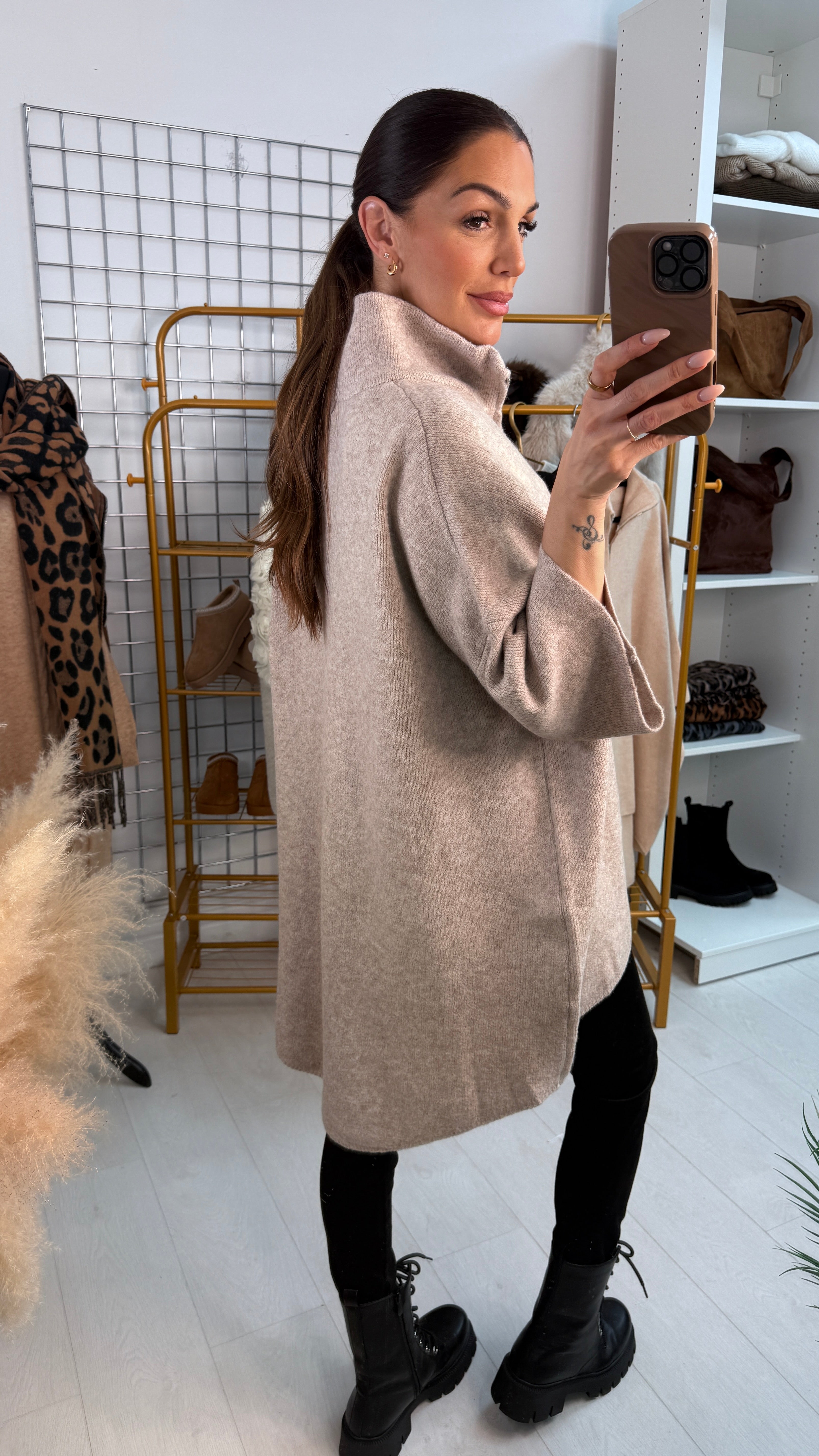 Pria Plain Loose Fit Longline Zip Front Jumper