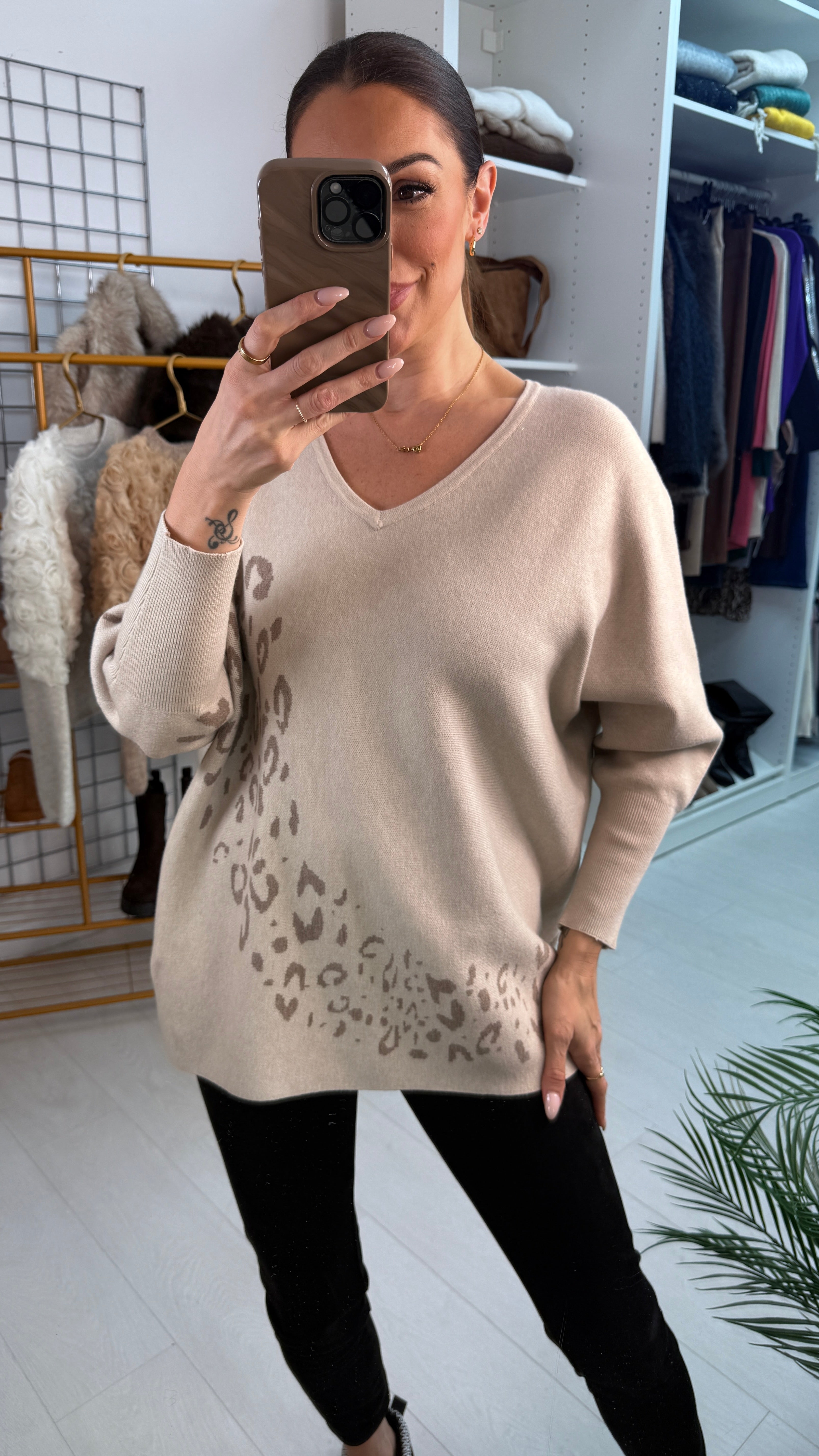 Edina Leopard Print Loose Fit V Neck Jumper