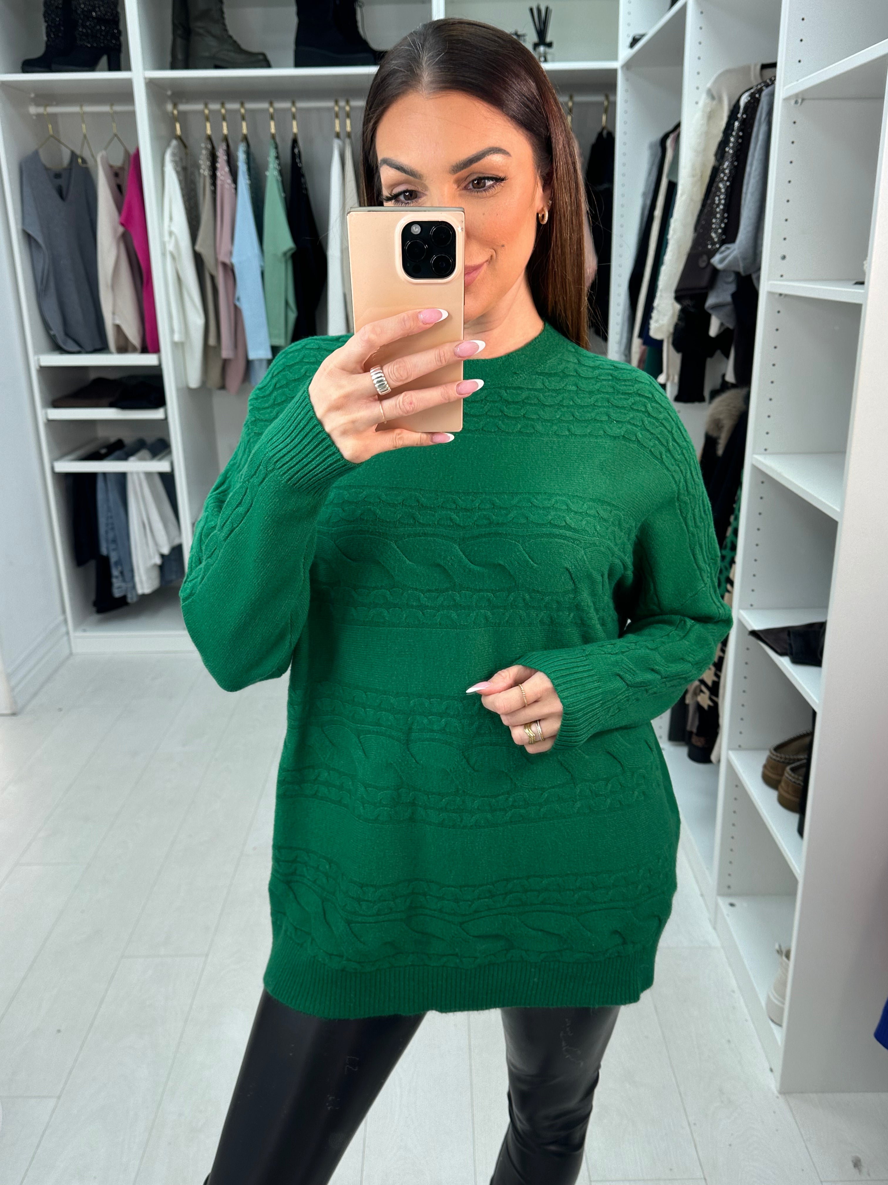 Cathleen Plain Oversized Cable Knit Jumper