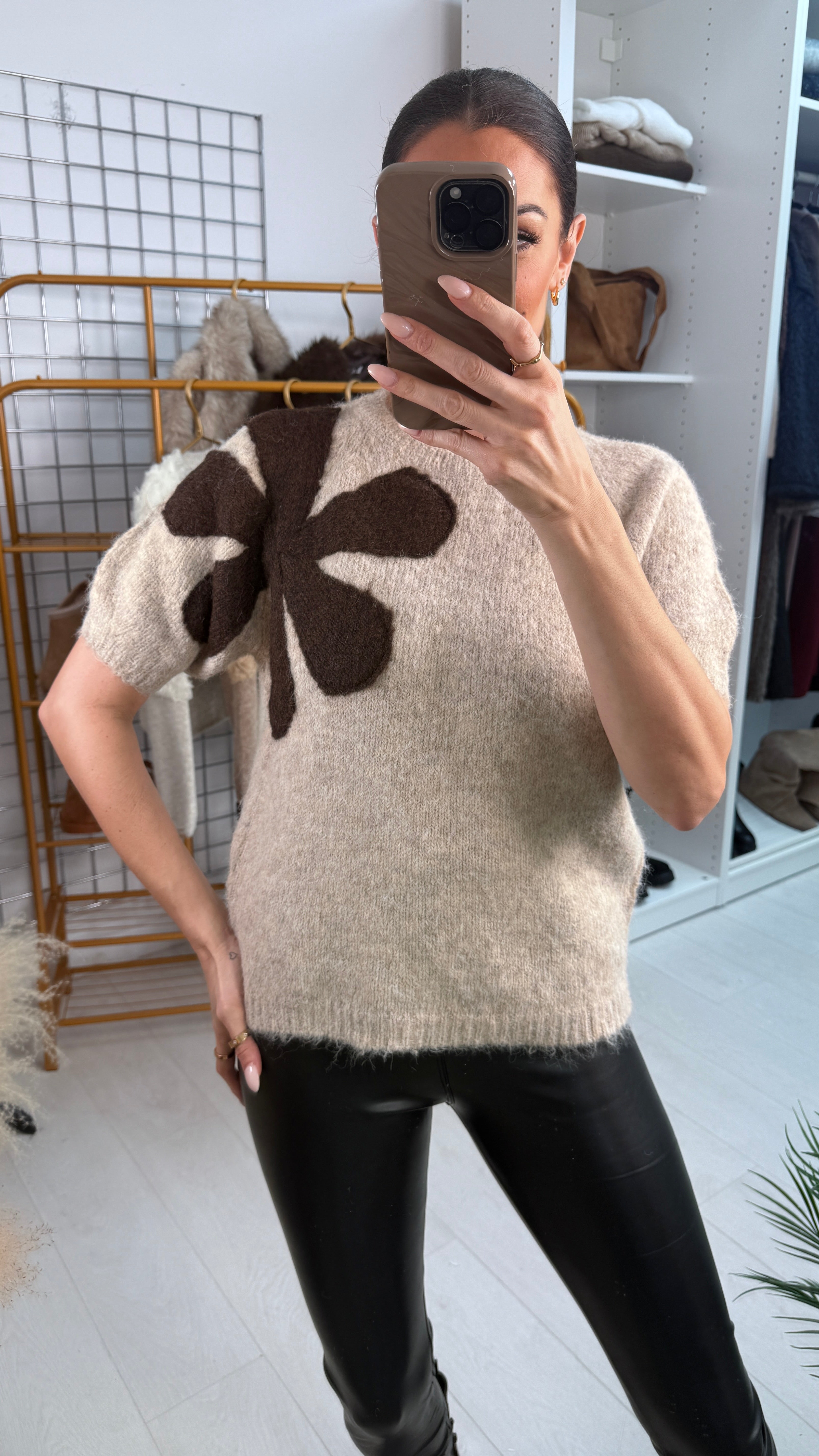 Louise Plain Flower Detail Super Soft Short Sleeve Jumper