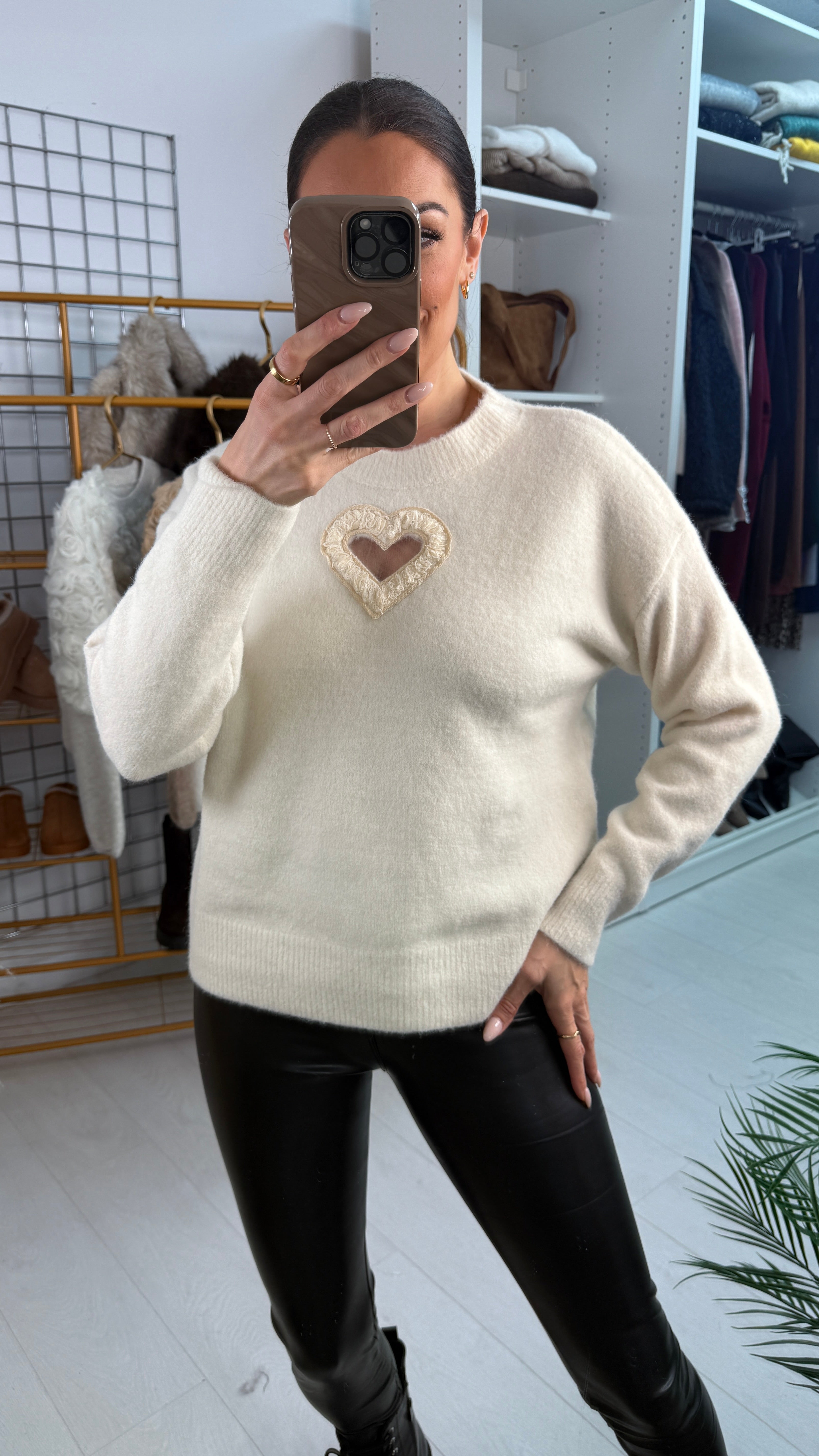 Marisole Plain Heart Detail Super Soft Jumper