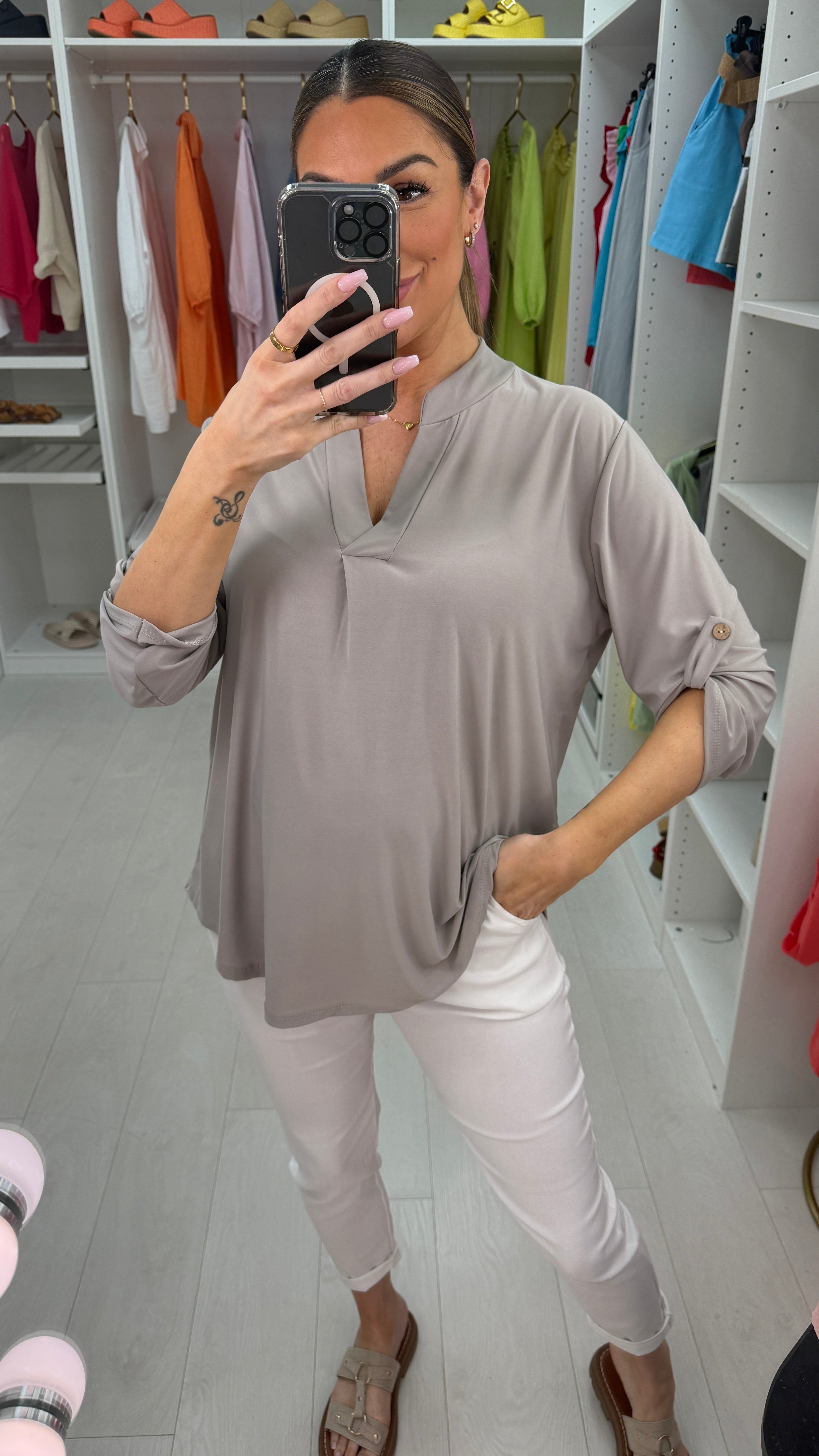 Romola Plain V-neck Top