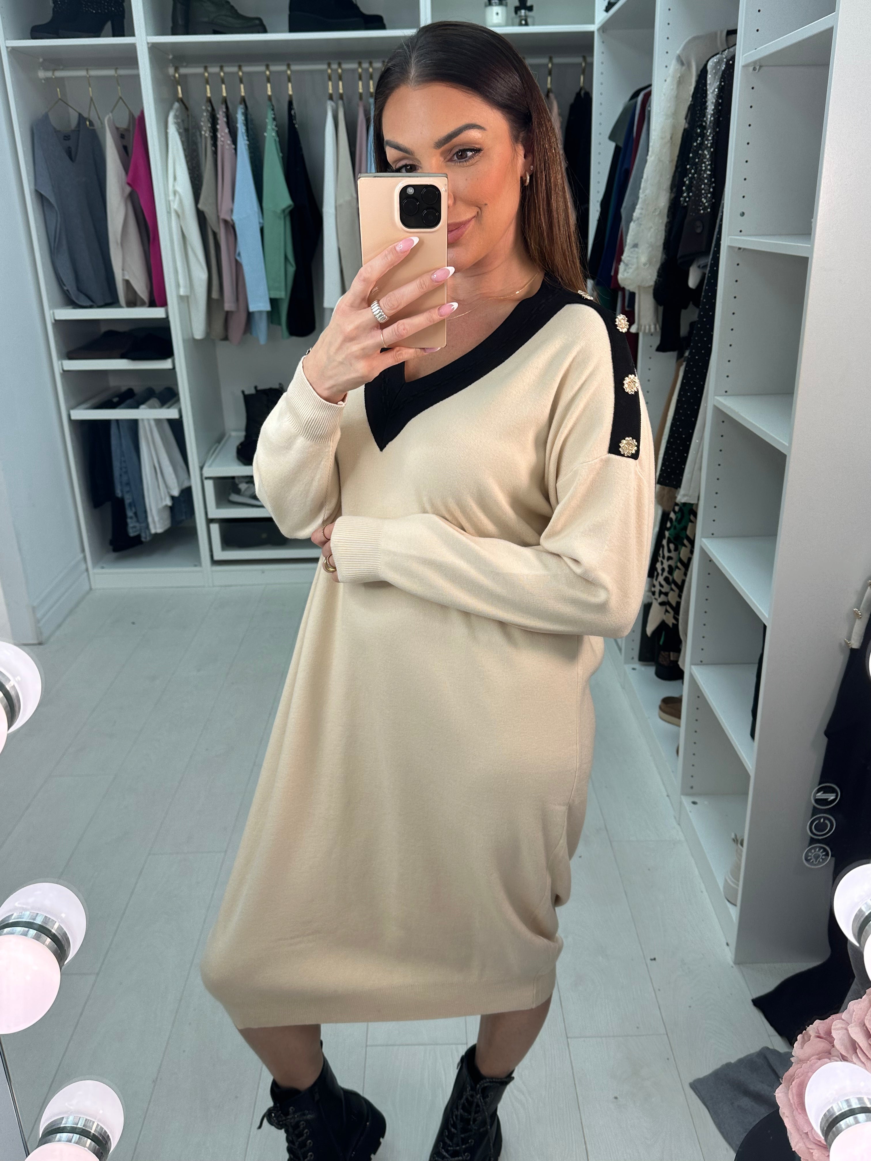 Gellar Flower Detail V Neck Jumper Dress