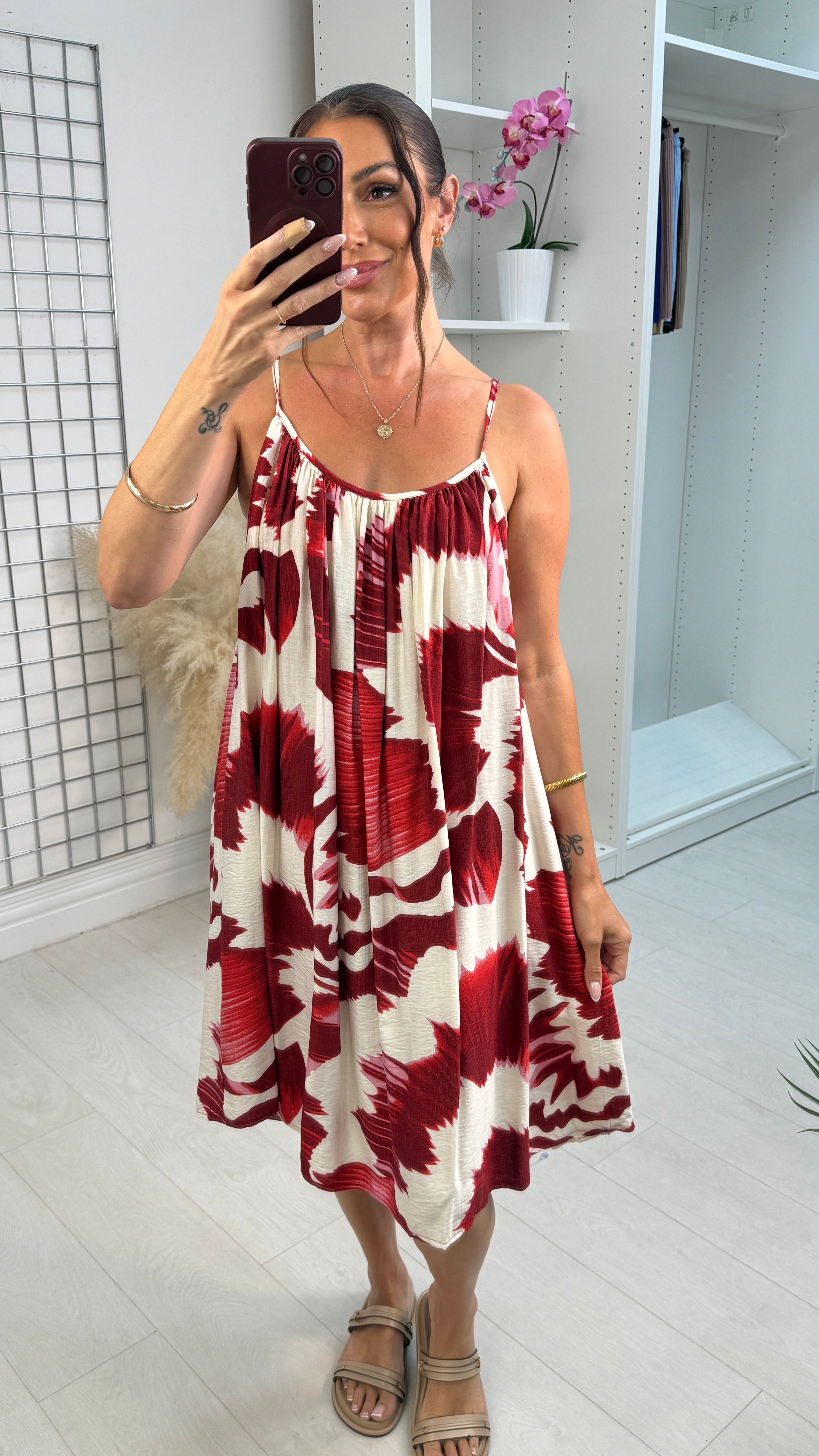 Novana Strappy Abstract Print Midi Dress